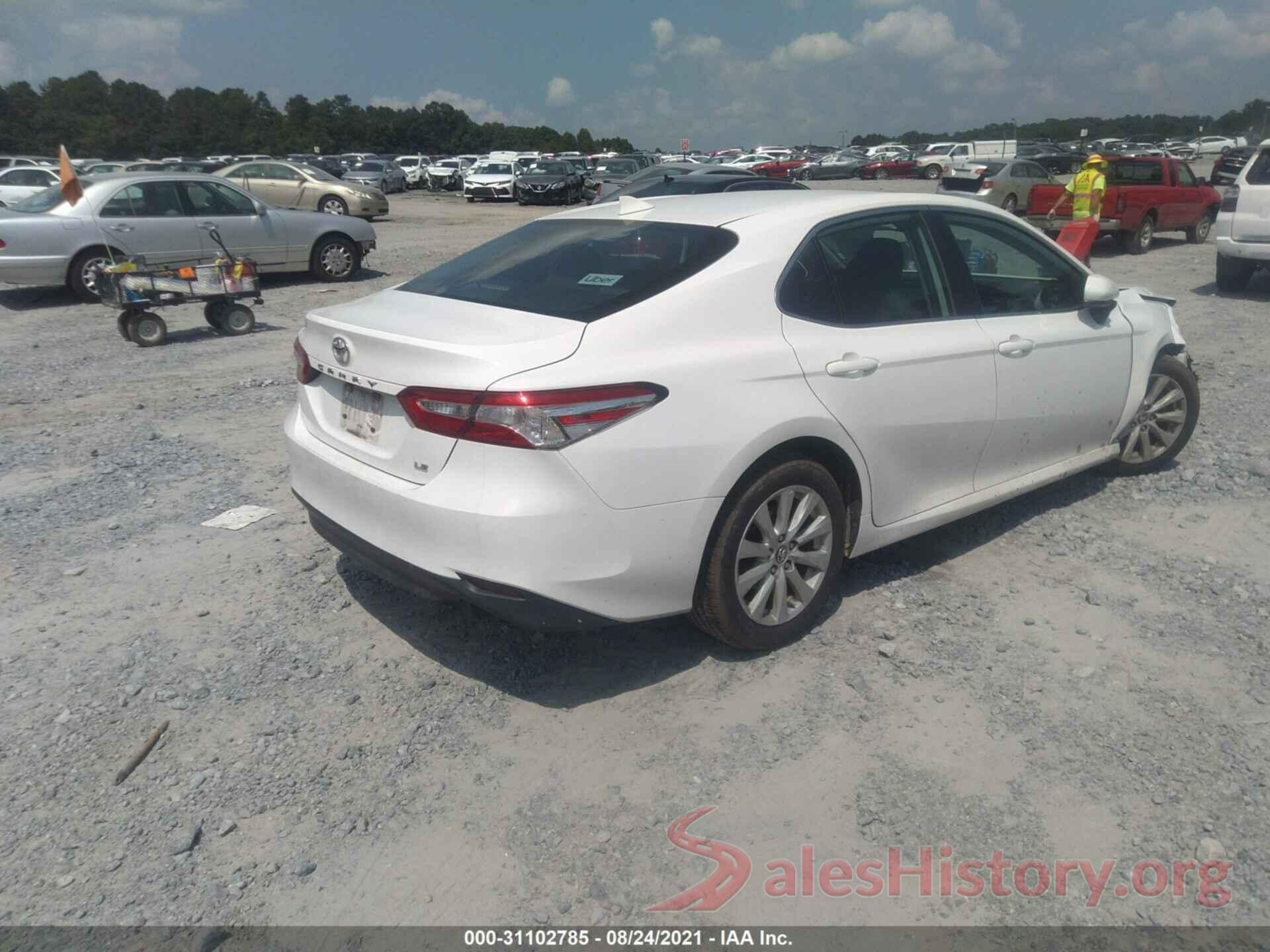 4T1B11HK6KU711212 2019 TOYOTA CAMRY