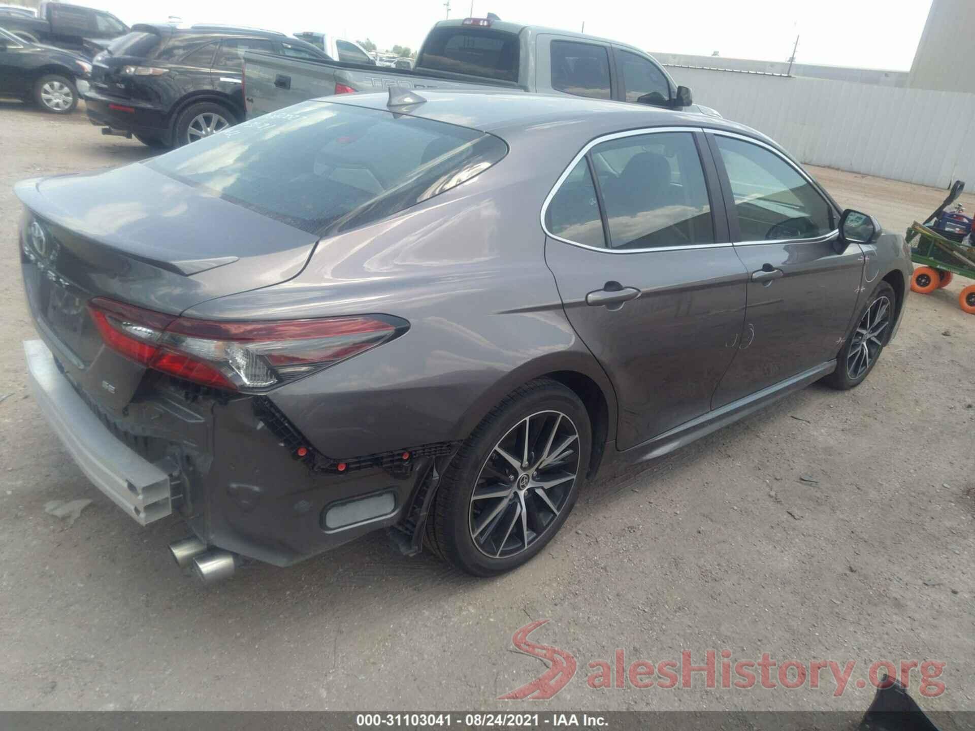 4T1G11AKXMU546865 2021 TOYOTA CAMRY