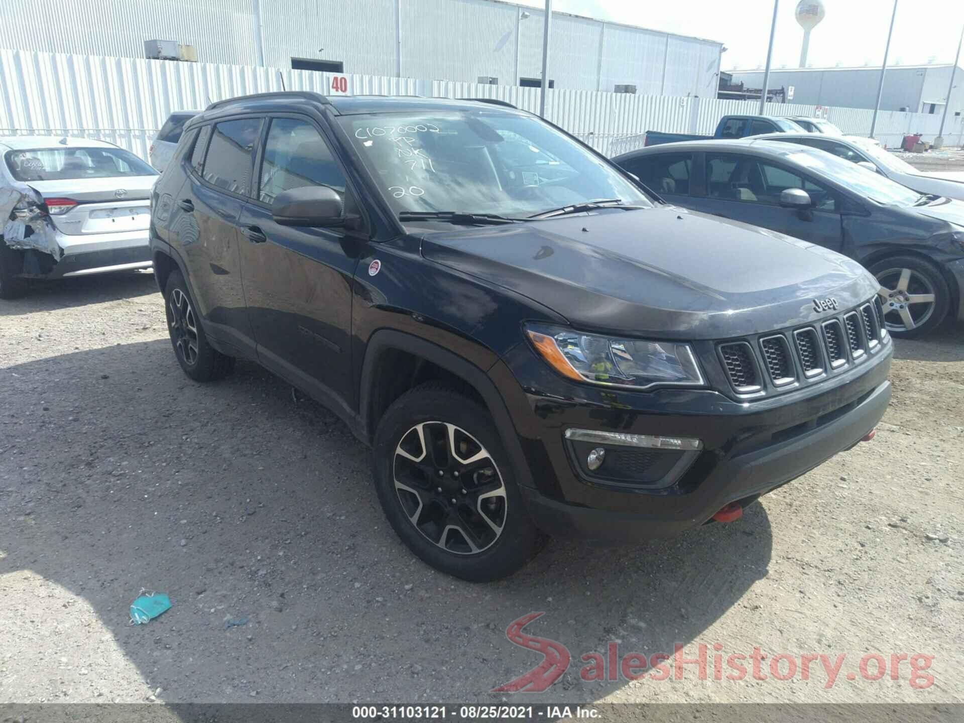 3C4NJDDBXLT208139 2020 JEEP COMPASS