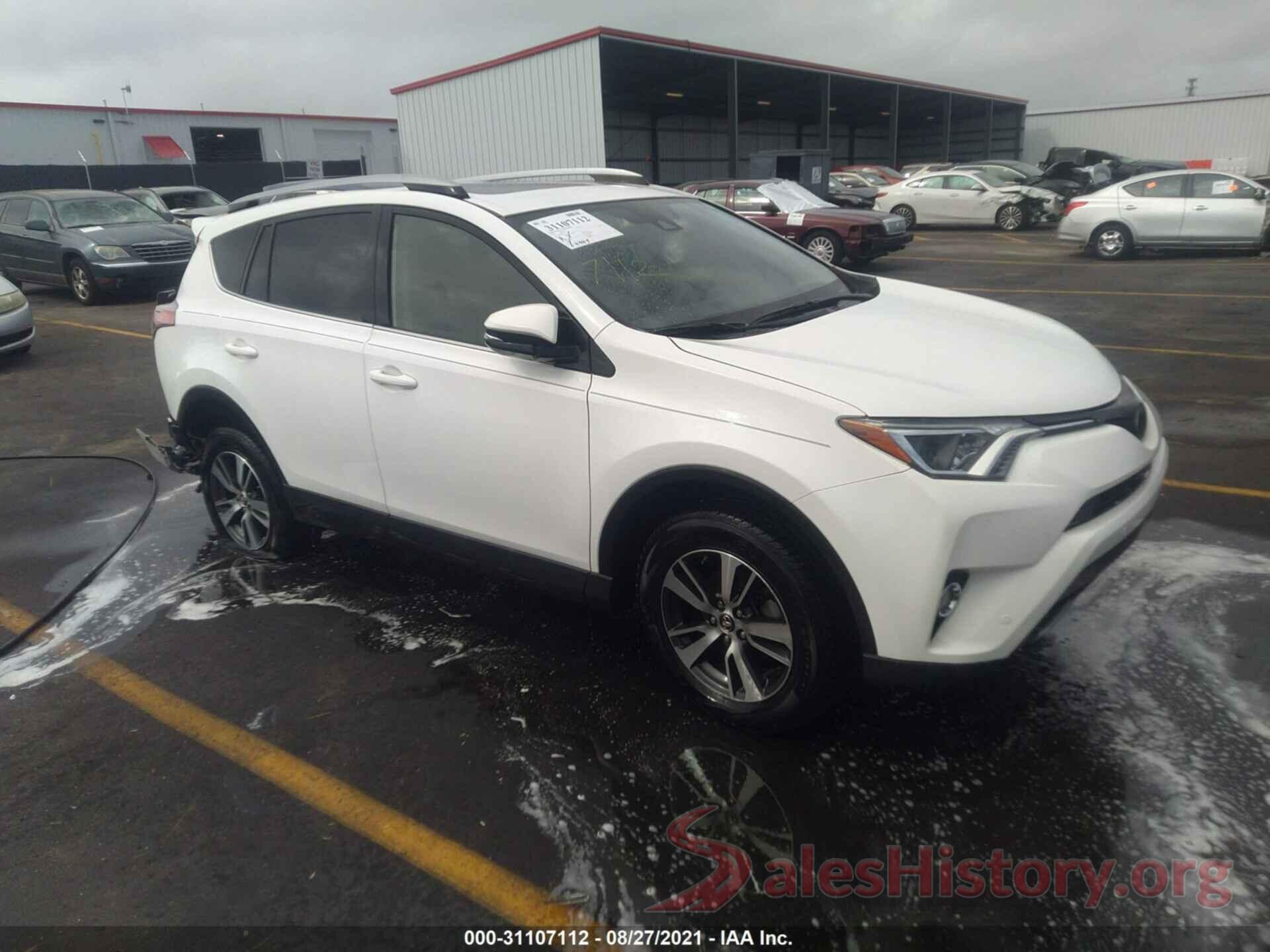 JTMWFREV9JJ175182 2018 TOYOTA RAV4