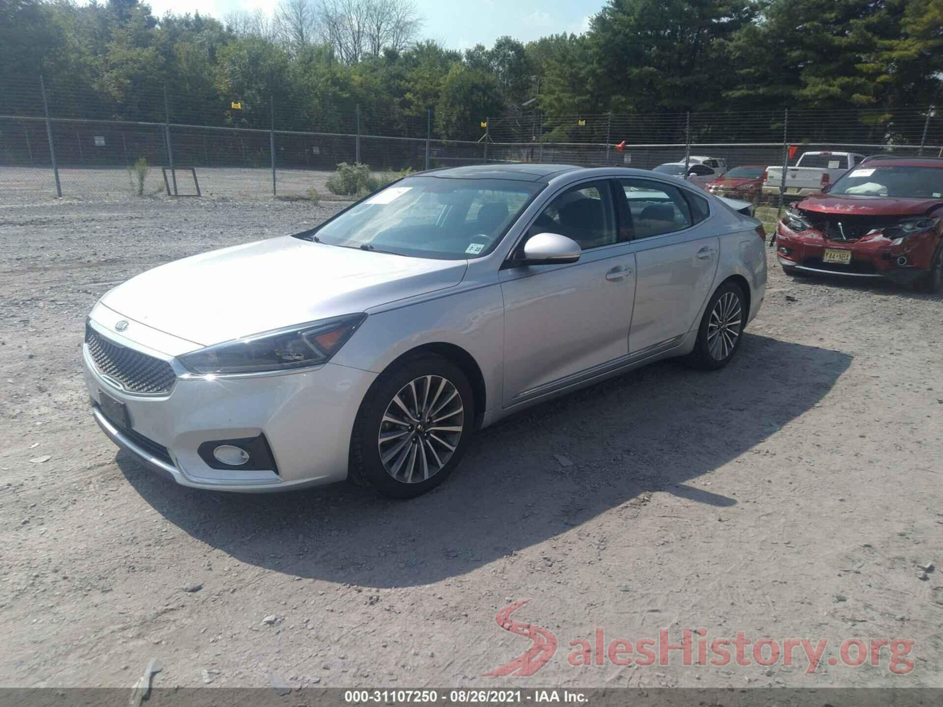 KNALC4J10H5055837 2017 KIA CADENZA