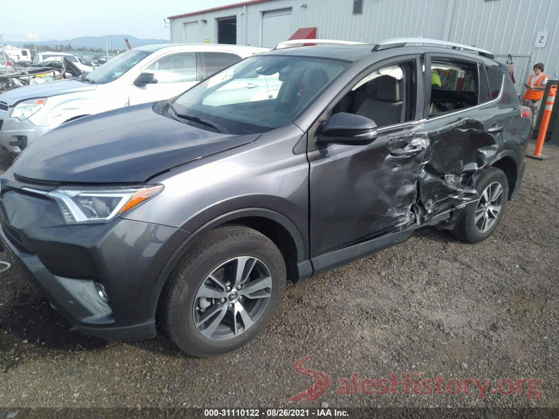 JTMRFREV4JJ723389 2018 TOYOTA RAV4