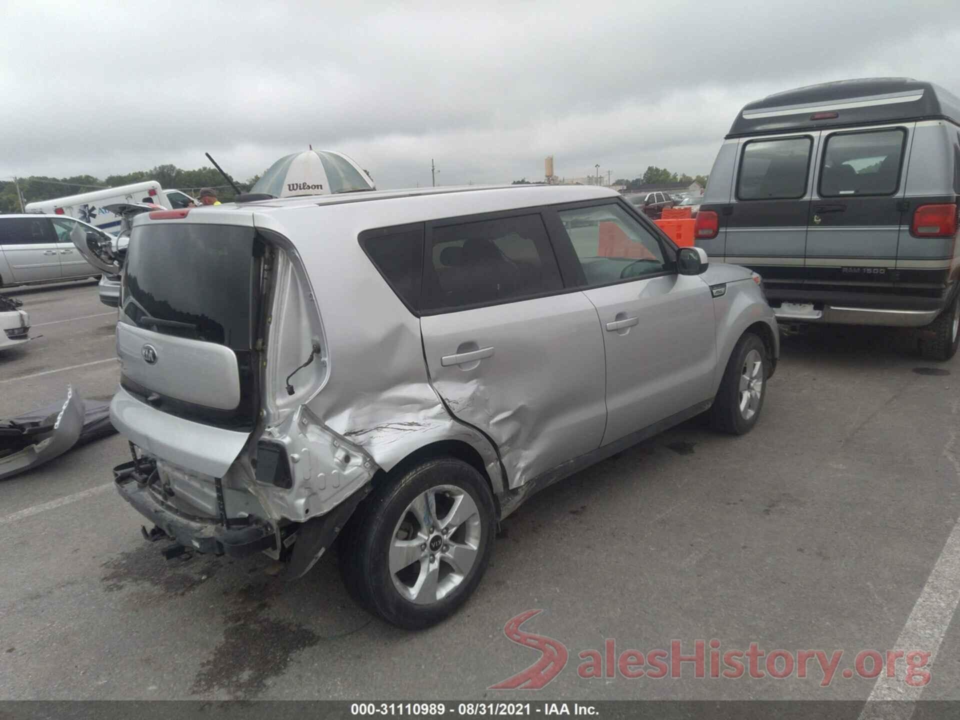 KNDJN2A23J7585652 2018 KIA SOUL