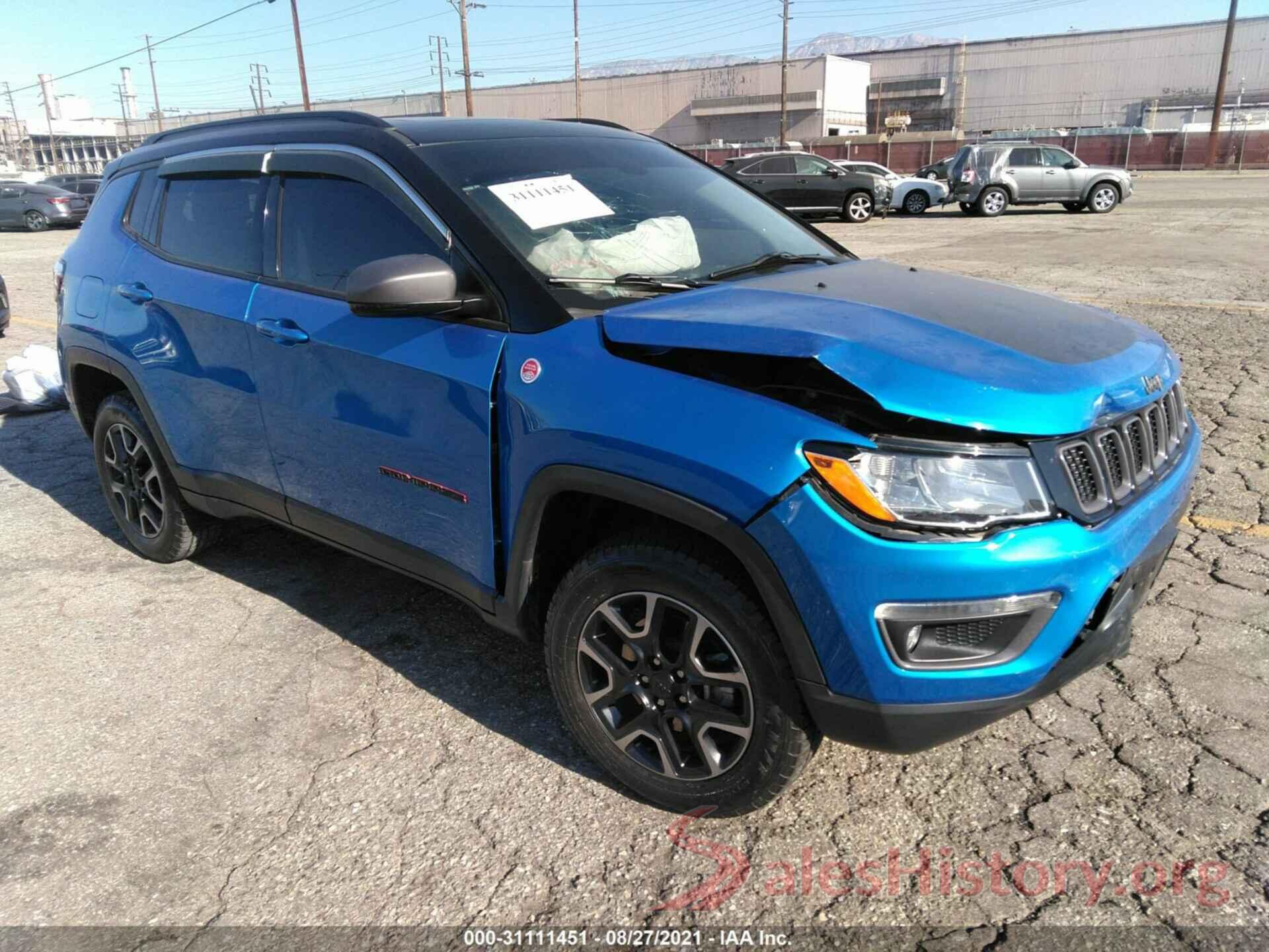 3C4NJDDB5KT617583 2019 JEEP COMPASS