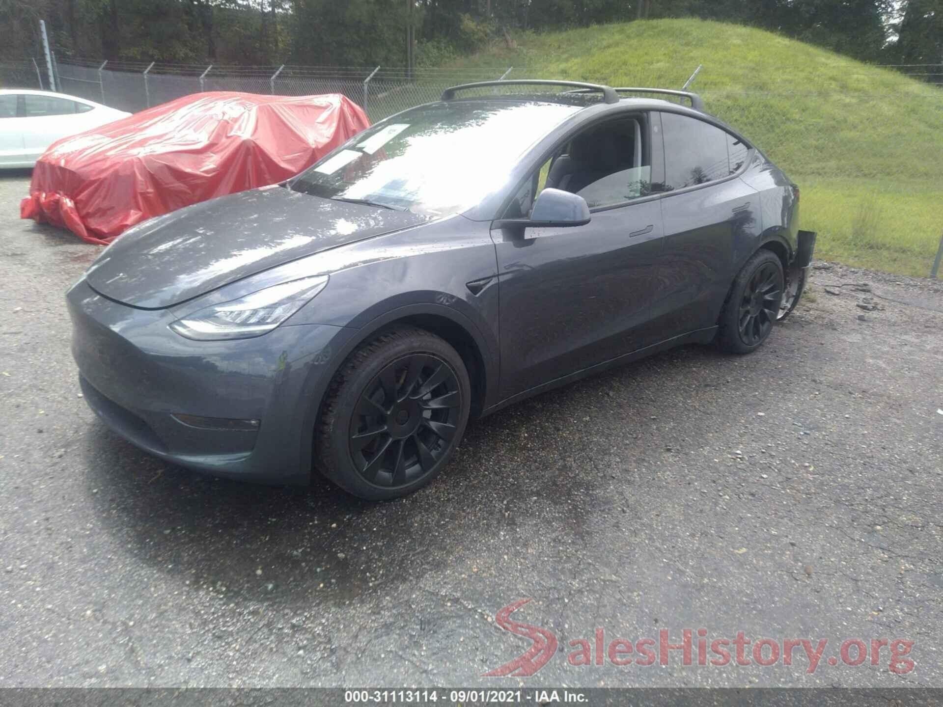 5YJYGAEE2MF137778 2021 TESLA MODEL Y