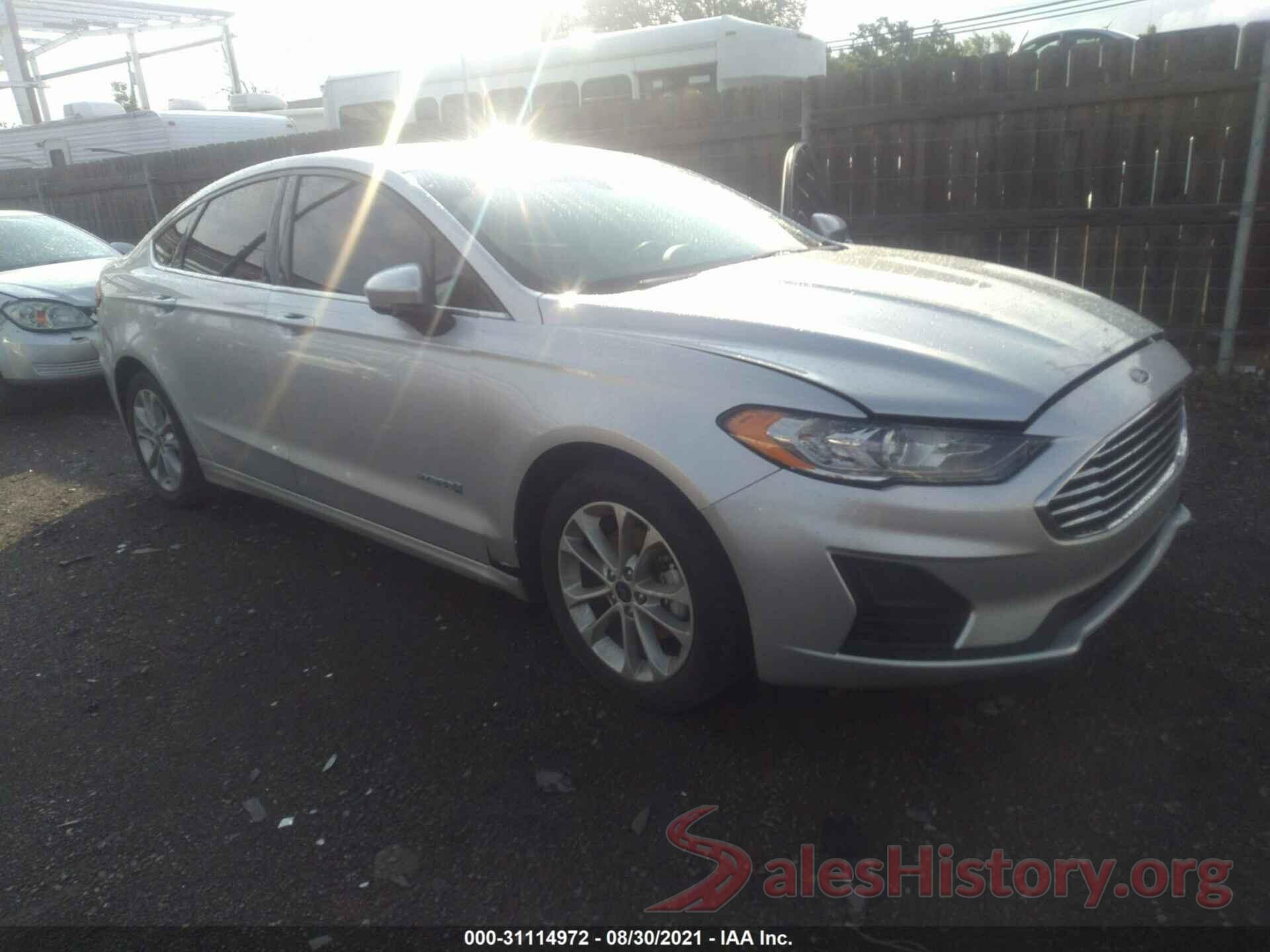 3FA6P0LU3KR124597 2019 FORD FUSION HYBRID