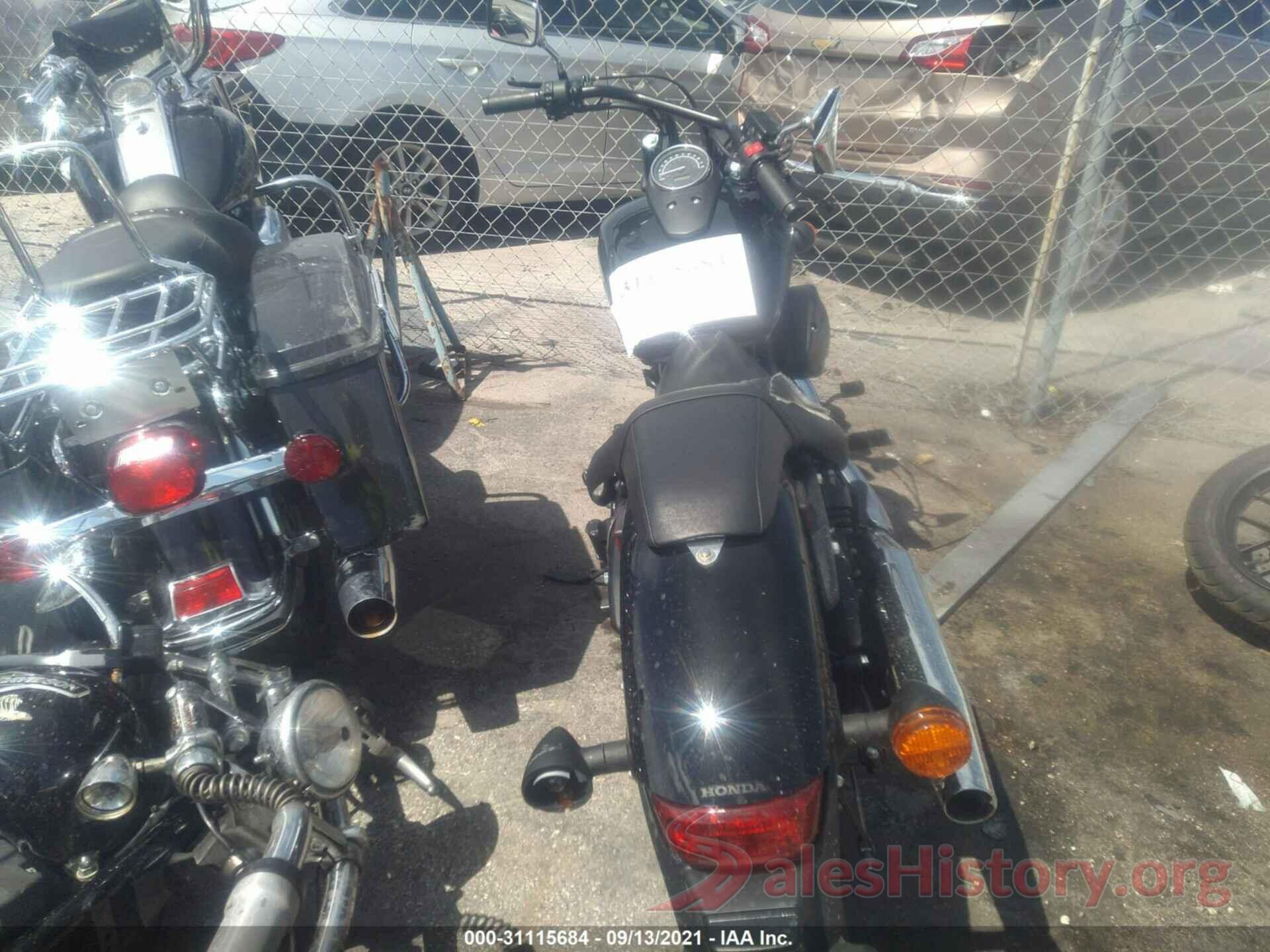 JH2RC5375GK600166 2016 HONDA VT750