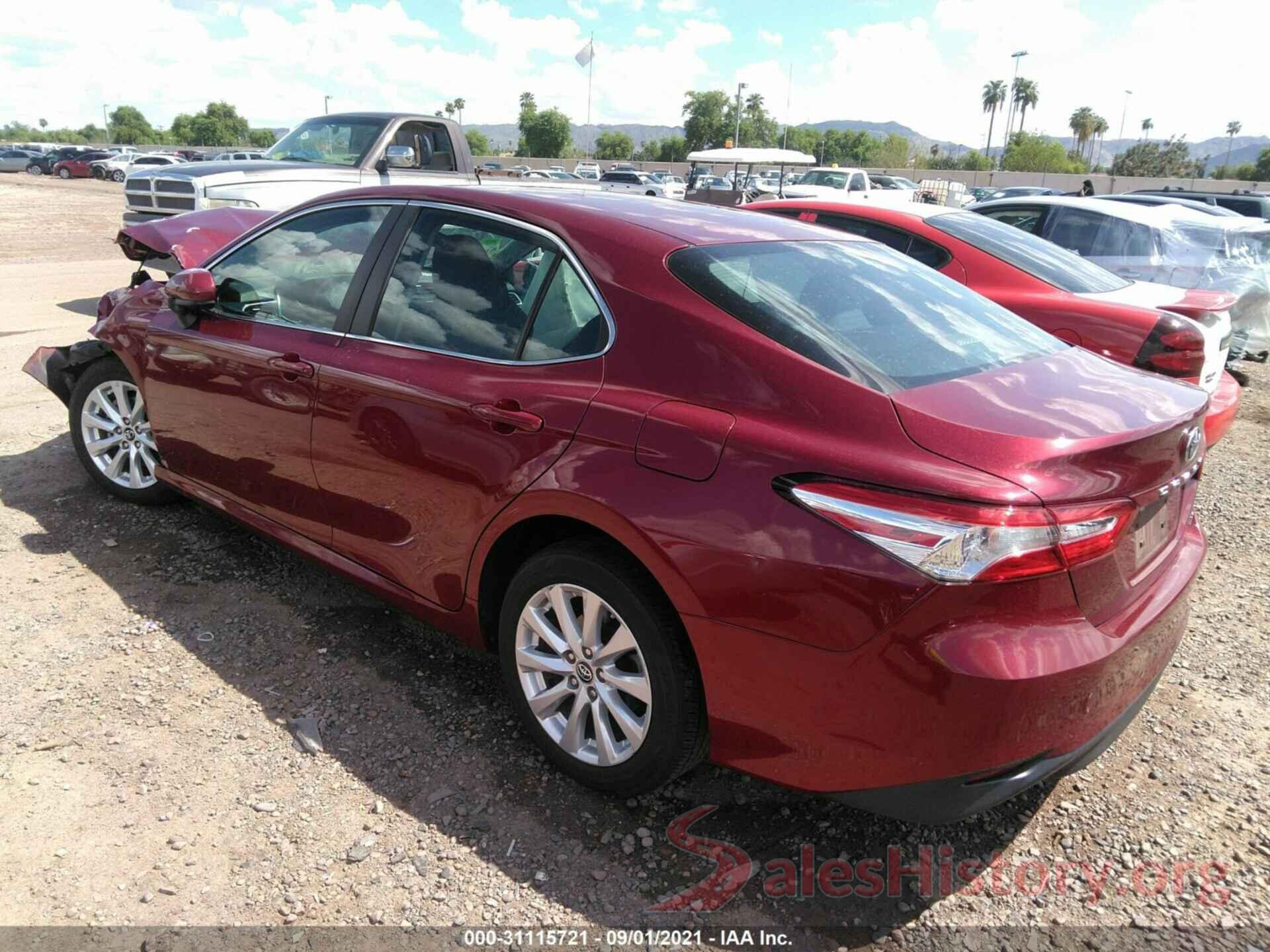 4T1B11HK1JU528878 2018 TOYOTA CAMRY