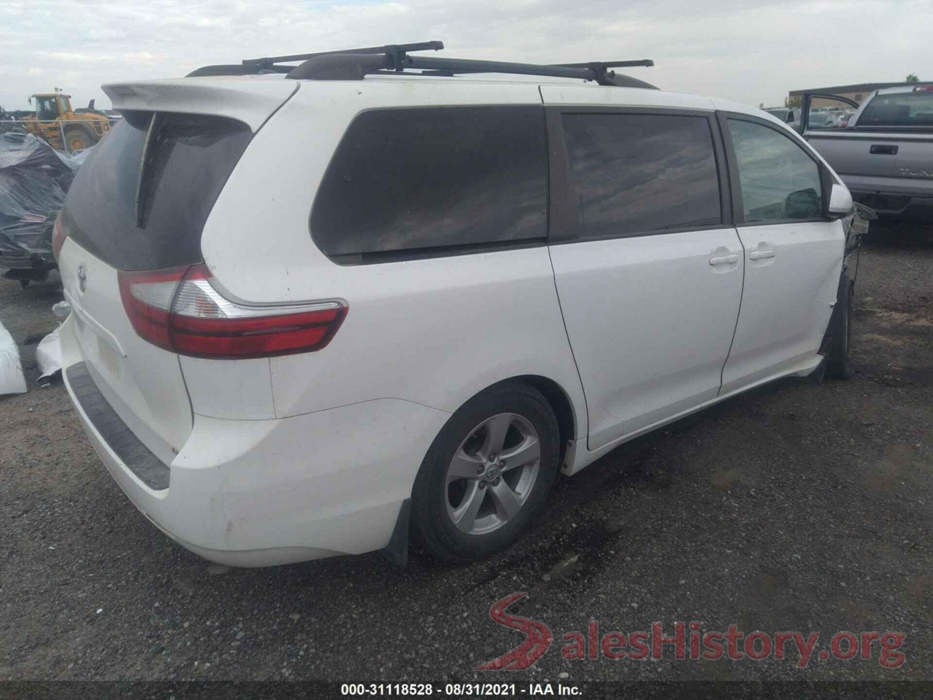 5TDKZ3DC3HS803026 2017 TOYOTA SIENNA