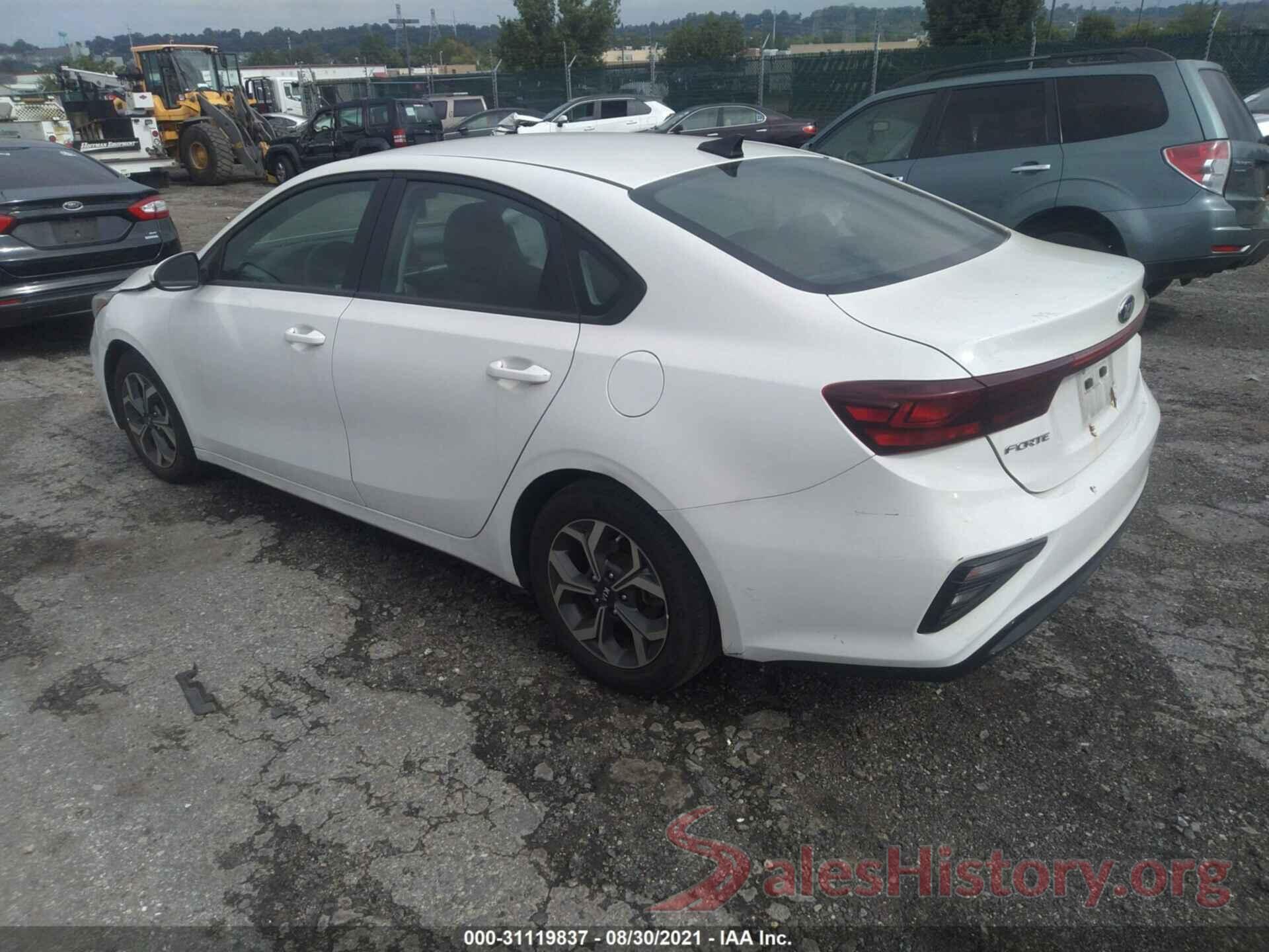 3KPF24AD7KE111216 2019 KIA FORTE