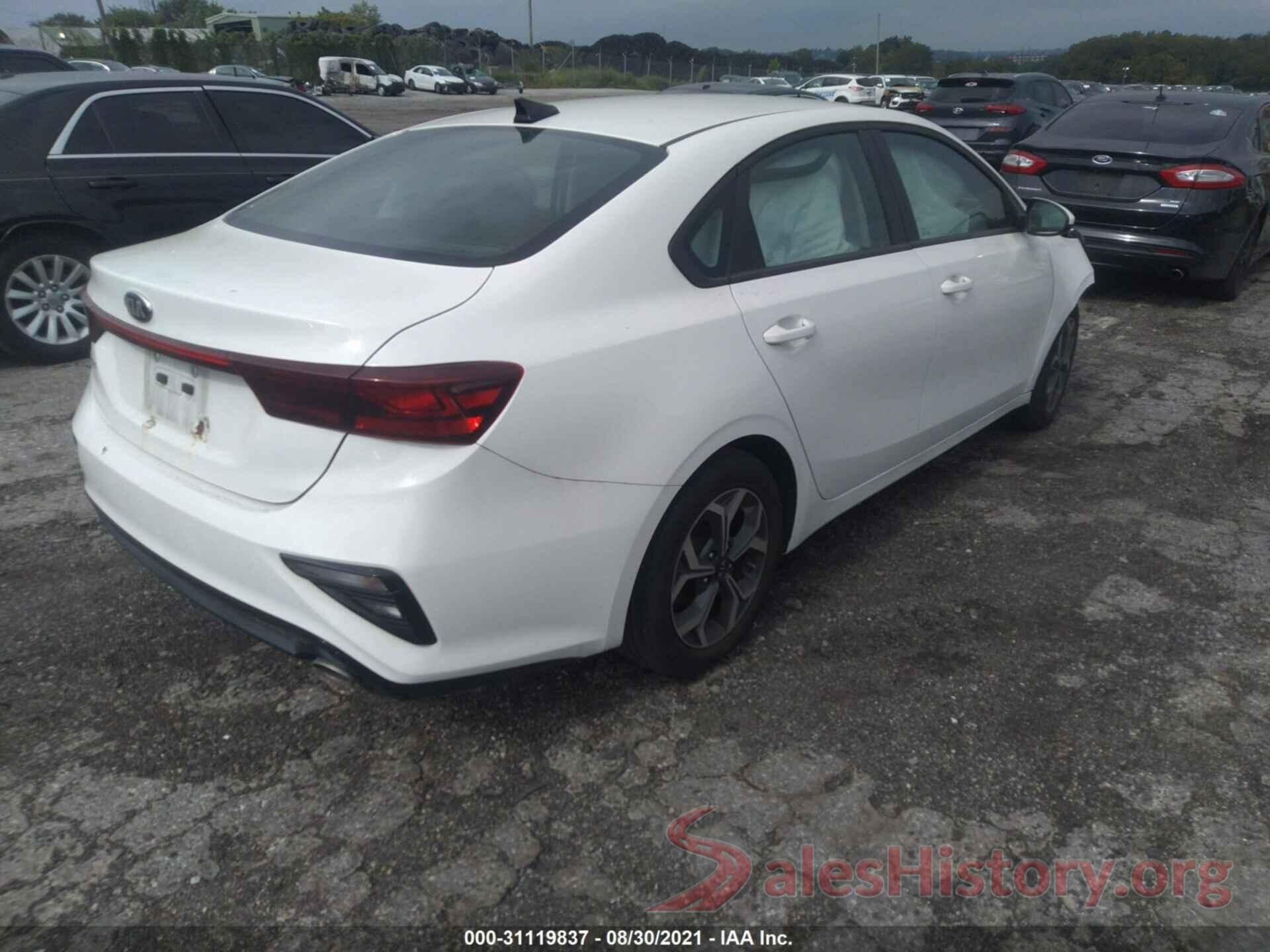 3KPF24AD7KE111216 2019 KIA FORTE