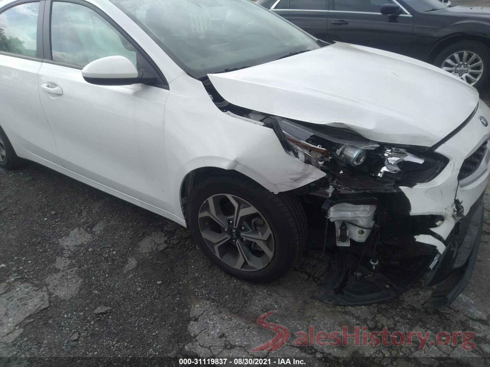 3KPF24AD7KE111216 2019 KIA FORTE