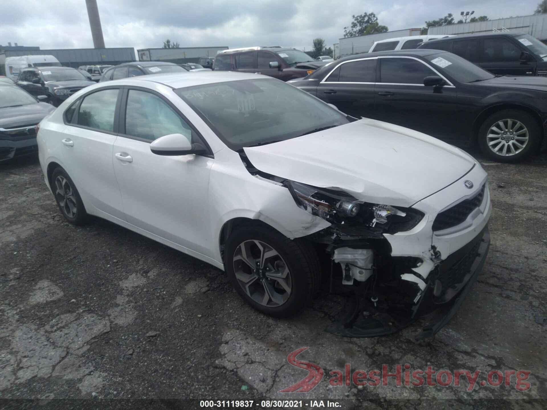 3KPF24AD7KE111216 2019 KIA FORTE