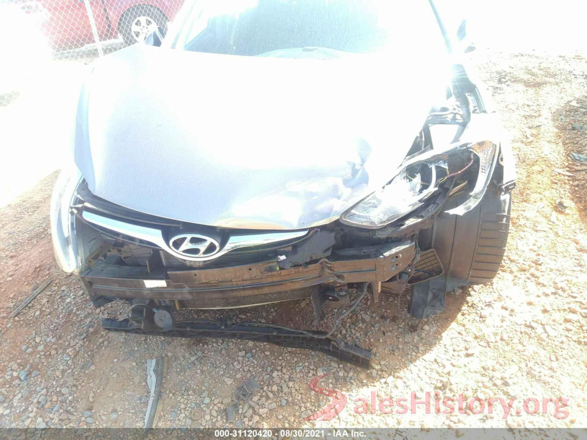 5NPDH4AE2GH679682 2016 HYUNDAI ELANTRA