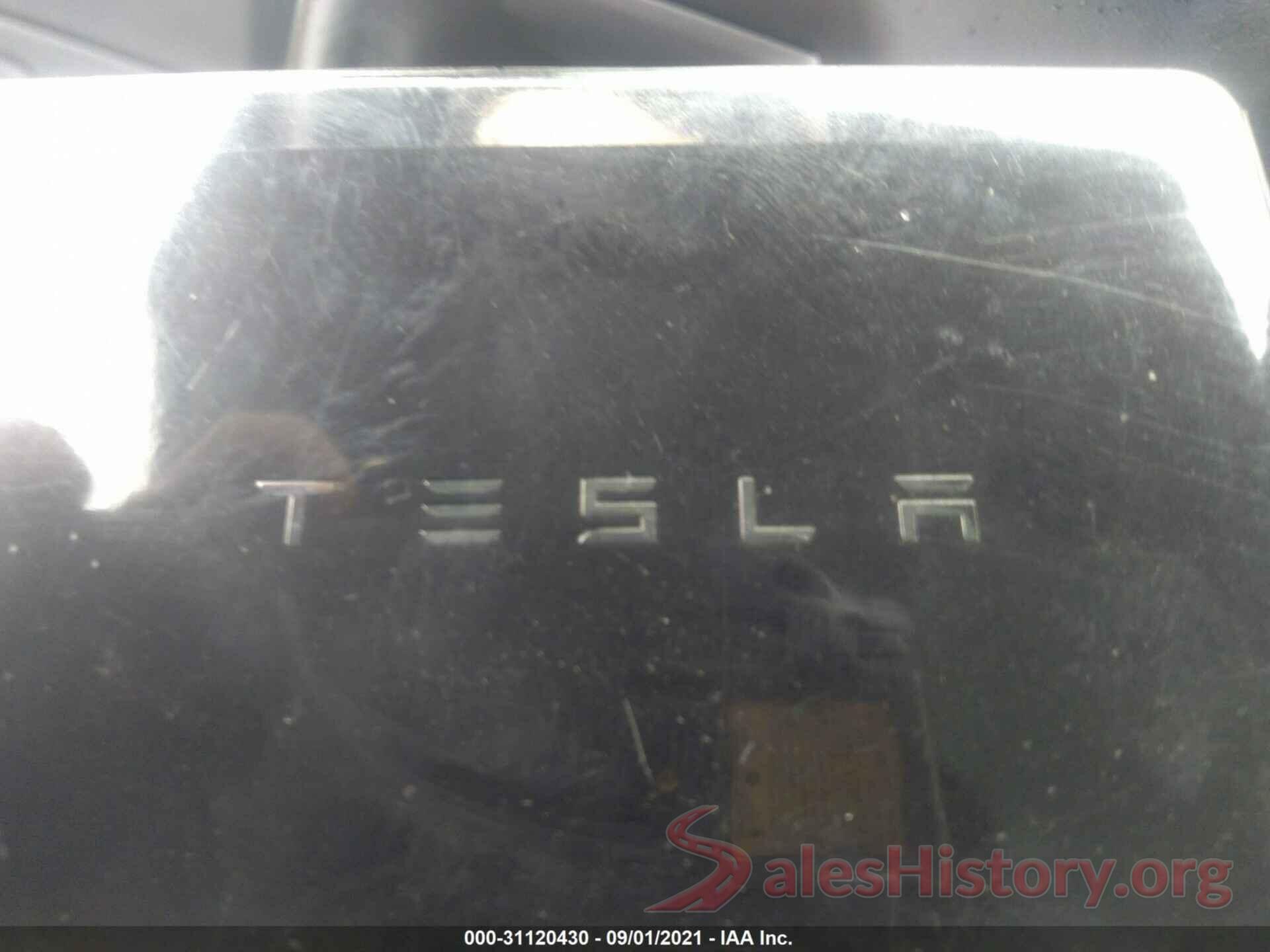 5YJ3E1EAXJF152358 2018 TESLA MODEL 3