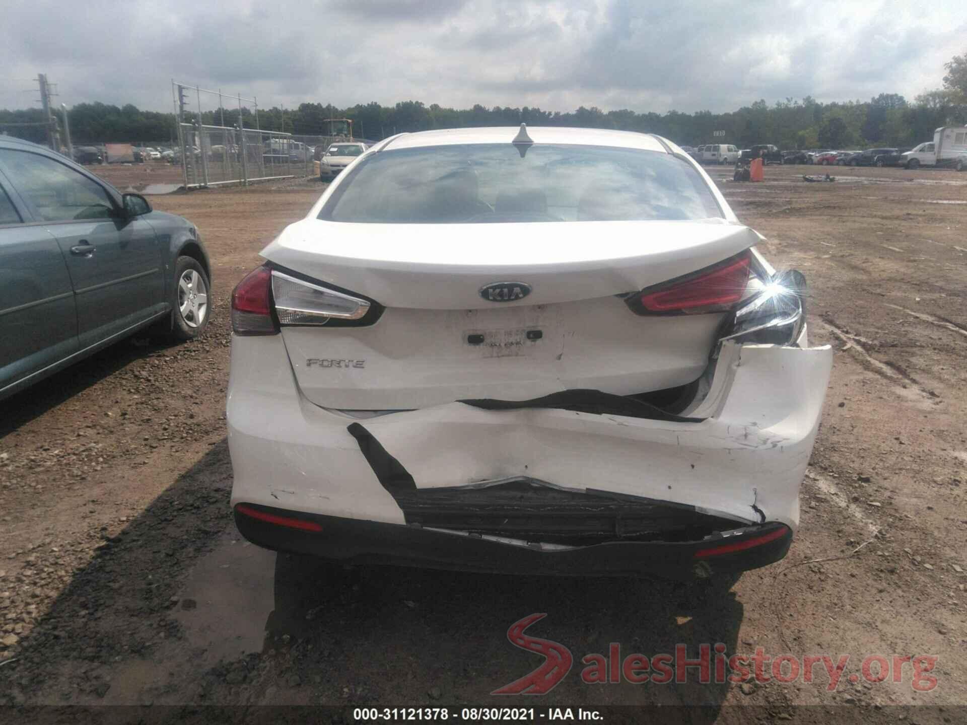 3KPFK4A7XHE089036 2017 KIA FORTE