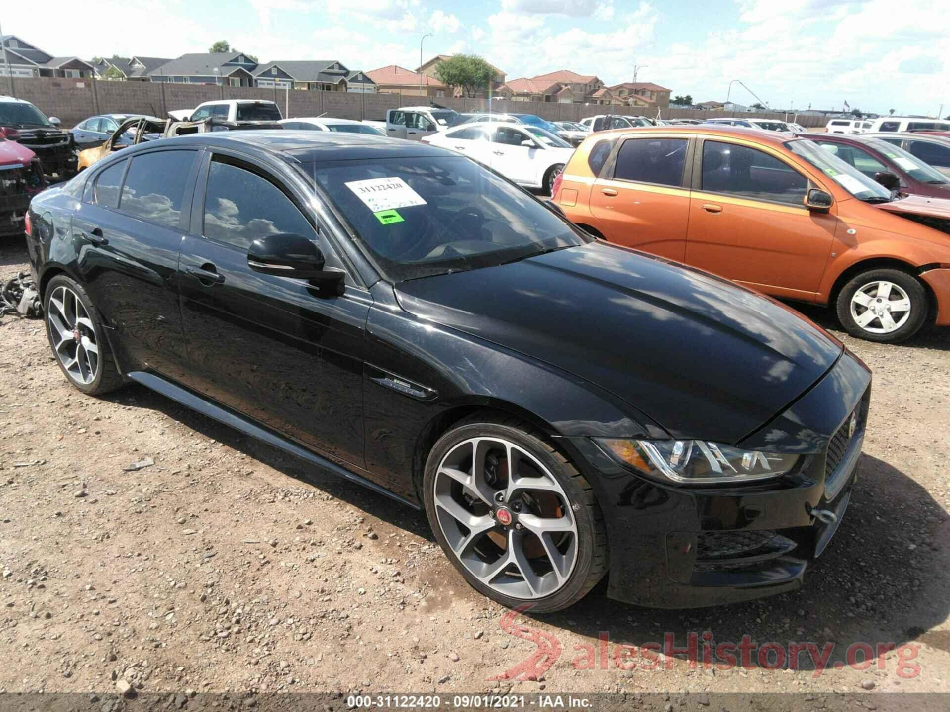 SAJAF4BV9HA957706 2017 JAGUAR XE