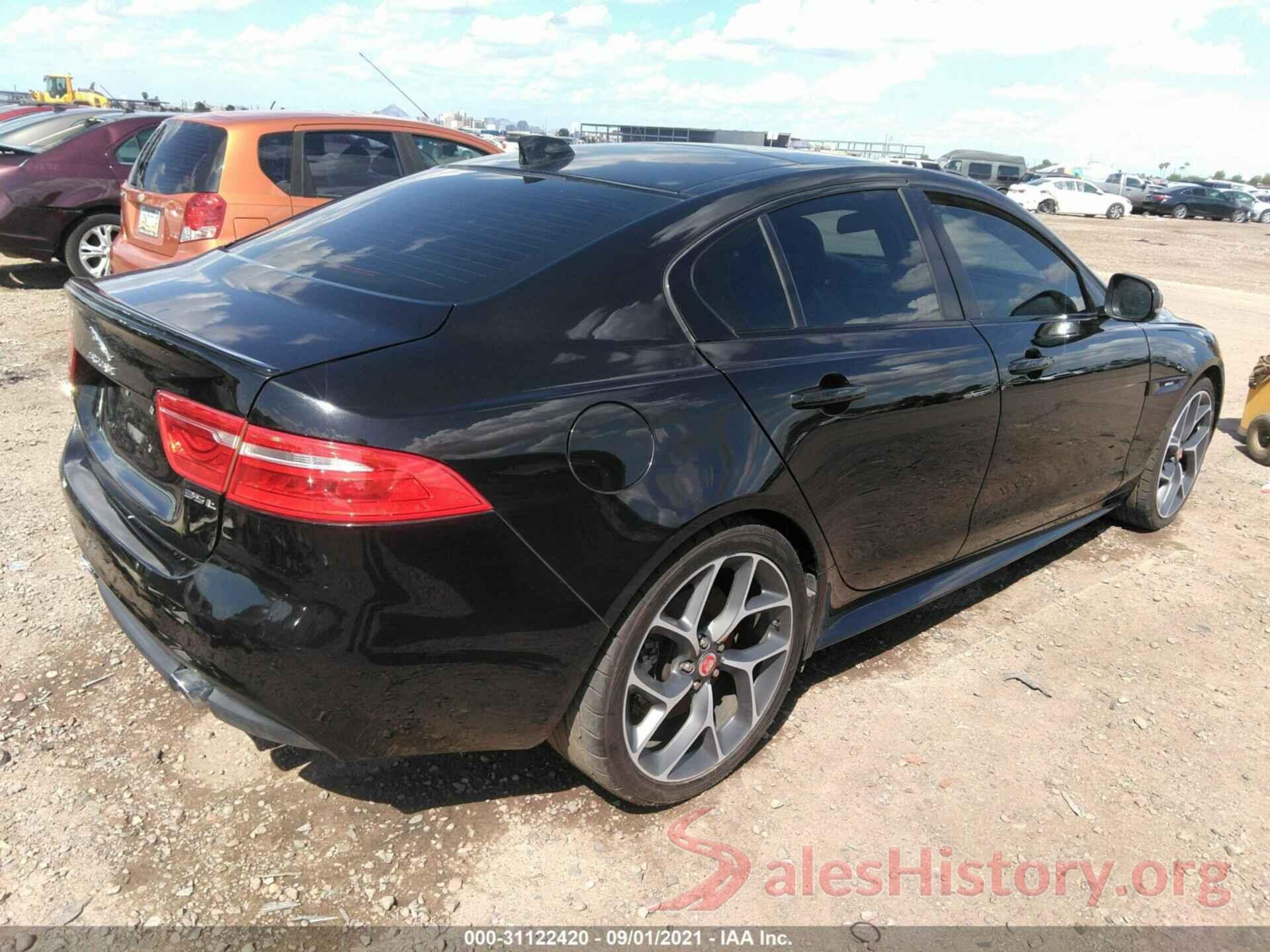 SAJAF4BV9HA957706 2017 JAGUAR XE