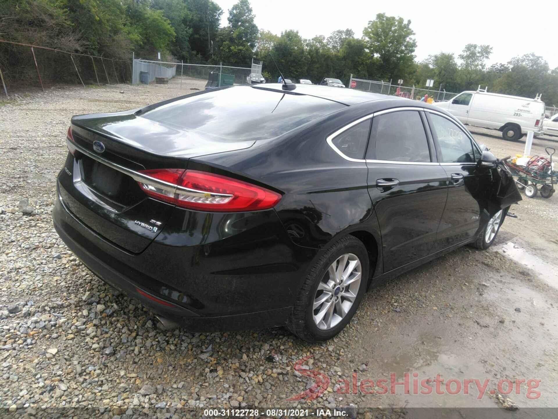 3FA6P0LU8HR260586 2017 FORD FUSION