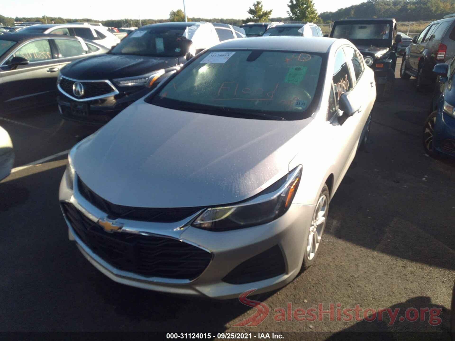 1G1BE5SM7K7107119 2019 CHEVROLET CRUZE