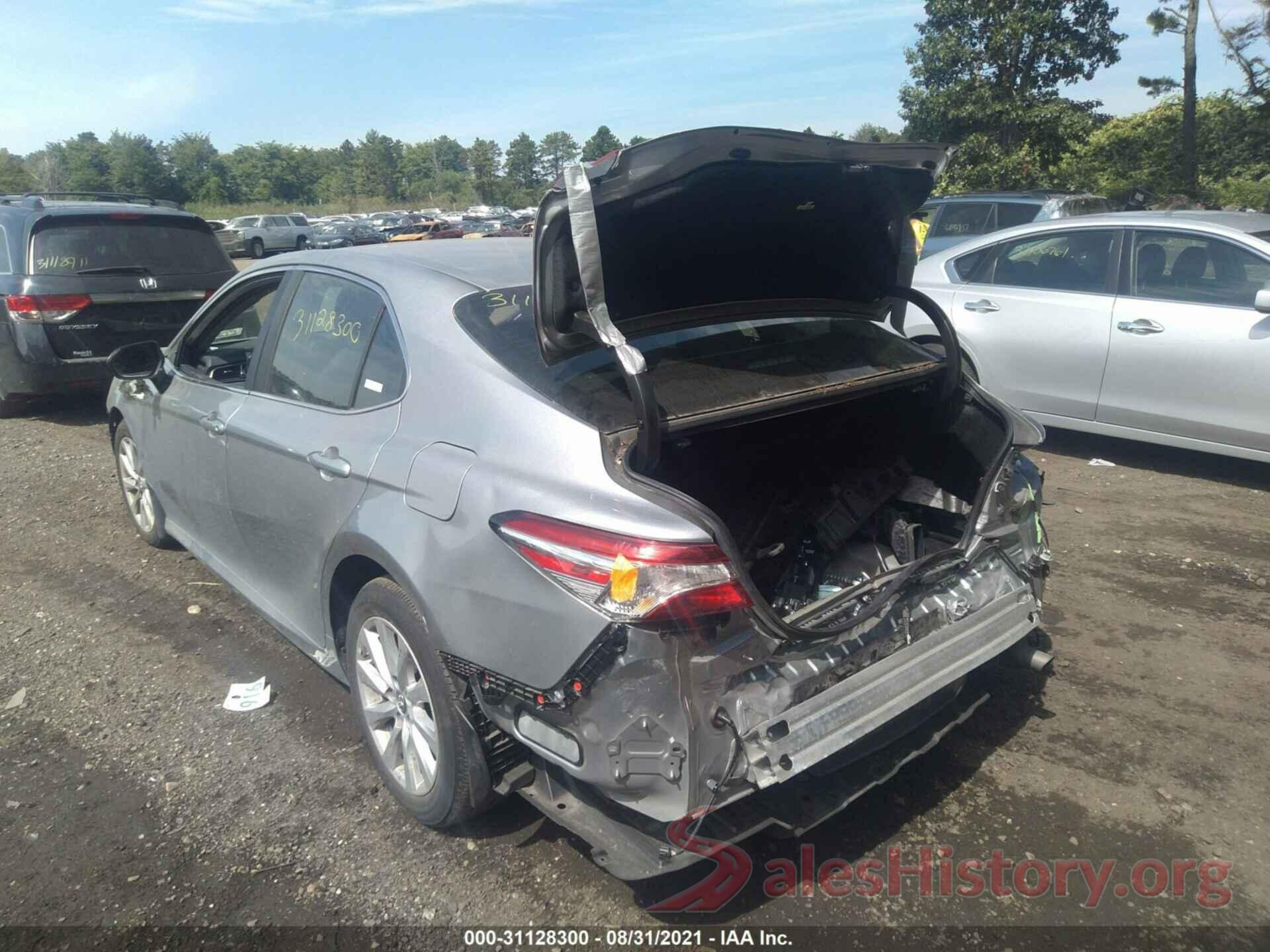 4T1B11HK9KU752658 2019 TOYOTA CAMRY