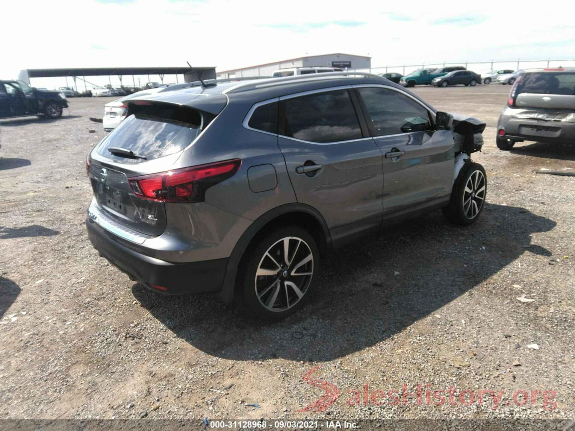 JN1BJ1CP9HW025852 2017 NISSAN ROGUE SPORT