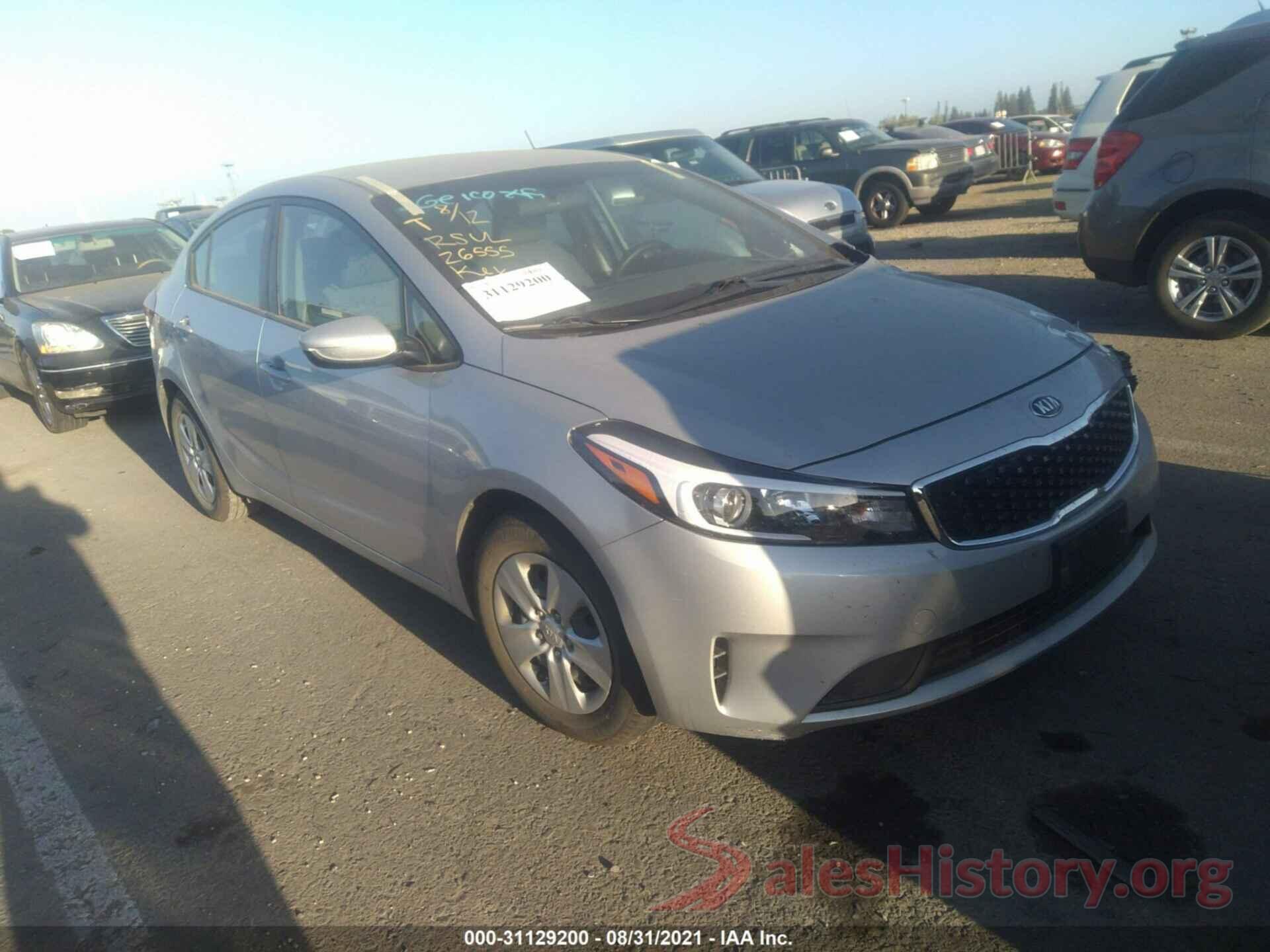 3KPFK4A76JE235051 2018 KIA FORTE