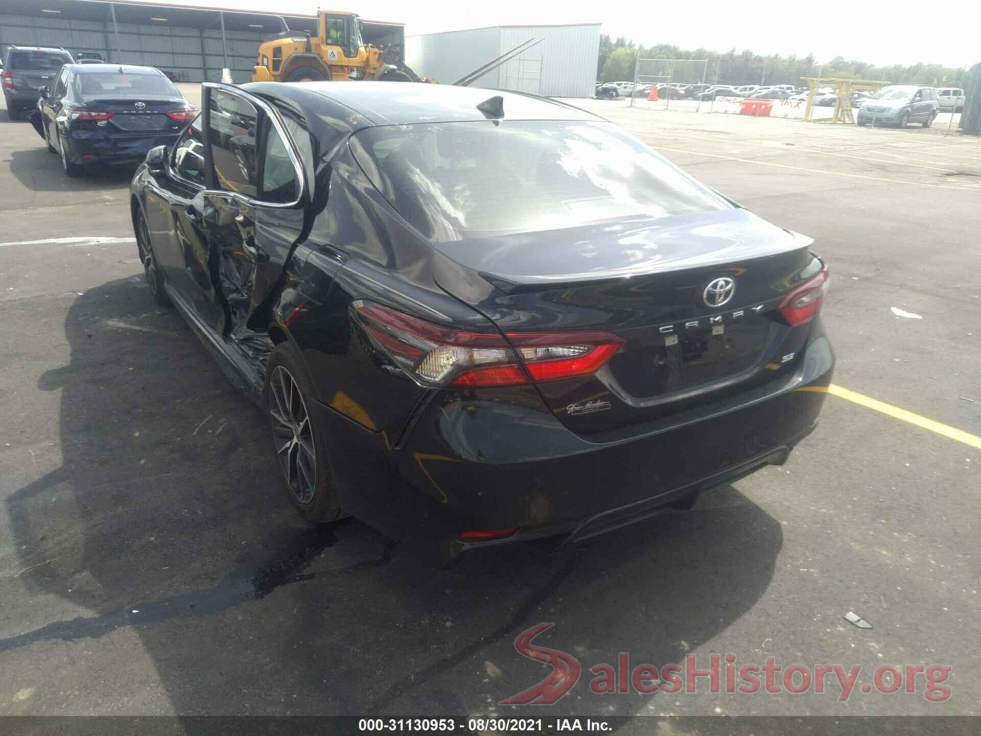 4T1T11AK7MU577621 2021 TOYOTA CAMRY