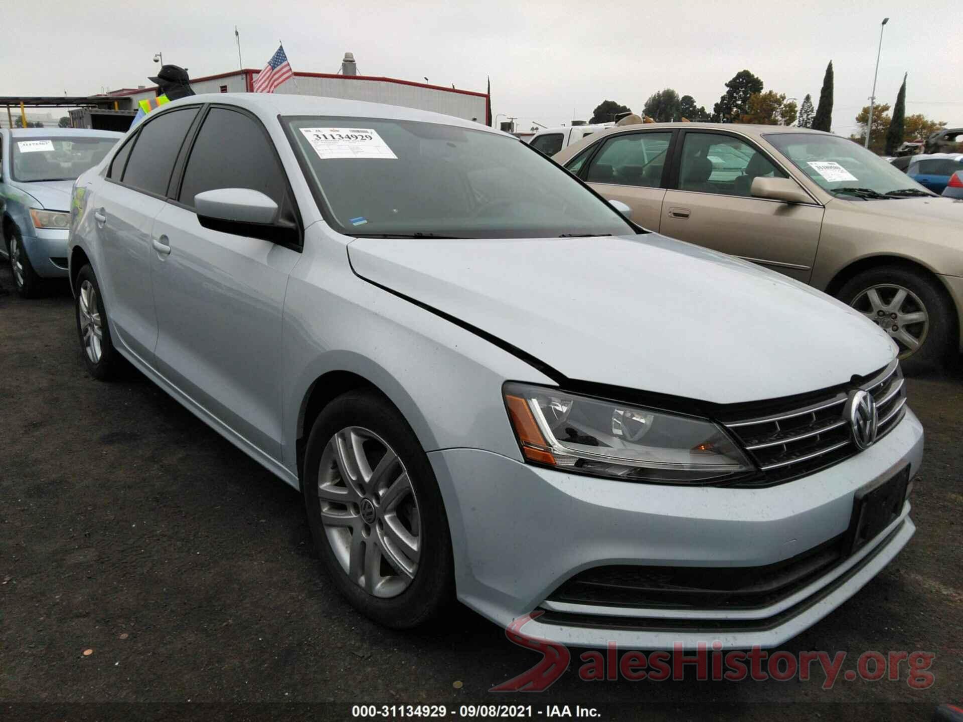 3VW2B7AJ9JM260587 2018 VOLKSWAGEN JETTA