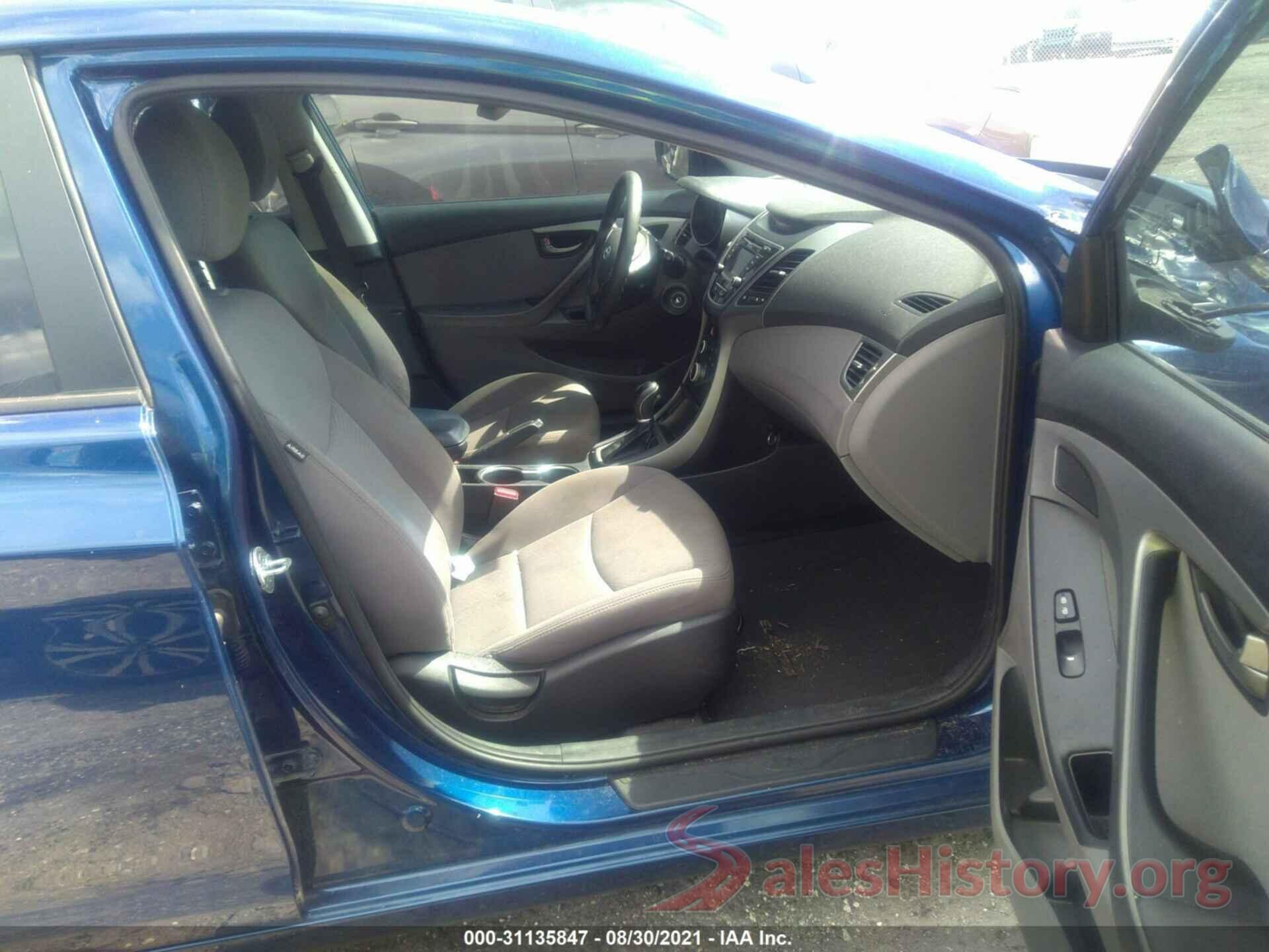 5NPDH4AE5GH688943 2016 HYUNDAI ELANTRA