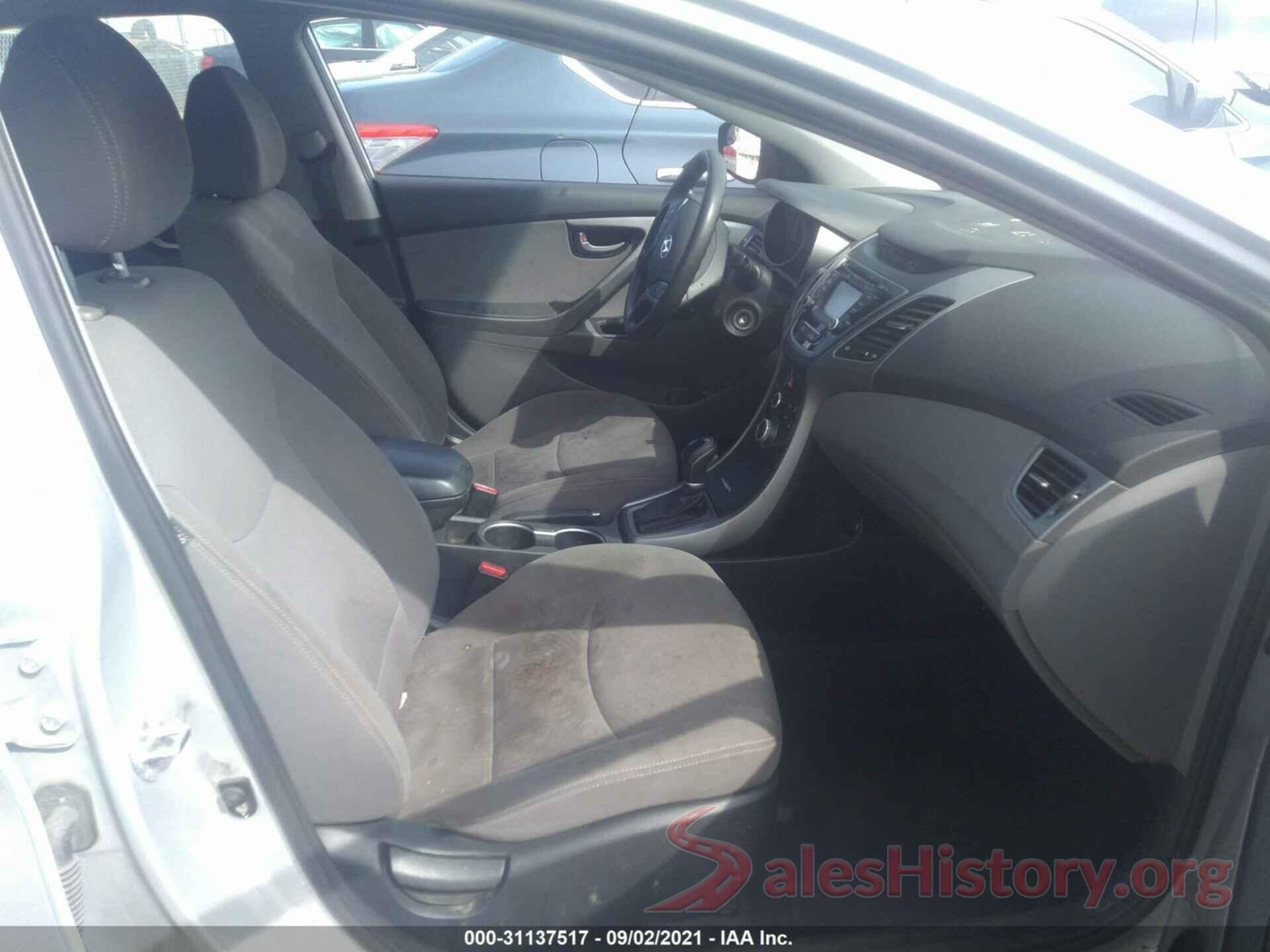 KMHDH4AE7GU512252 2016 HYUNDAI ELANTRA