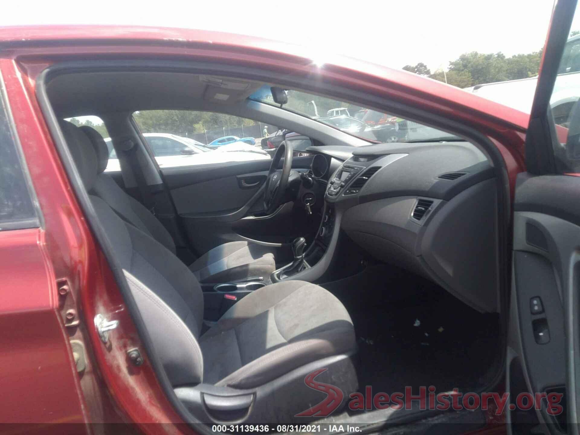 5NPDH4AE1GH706726 2016 HYUNDAI ELANTRA