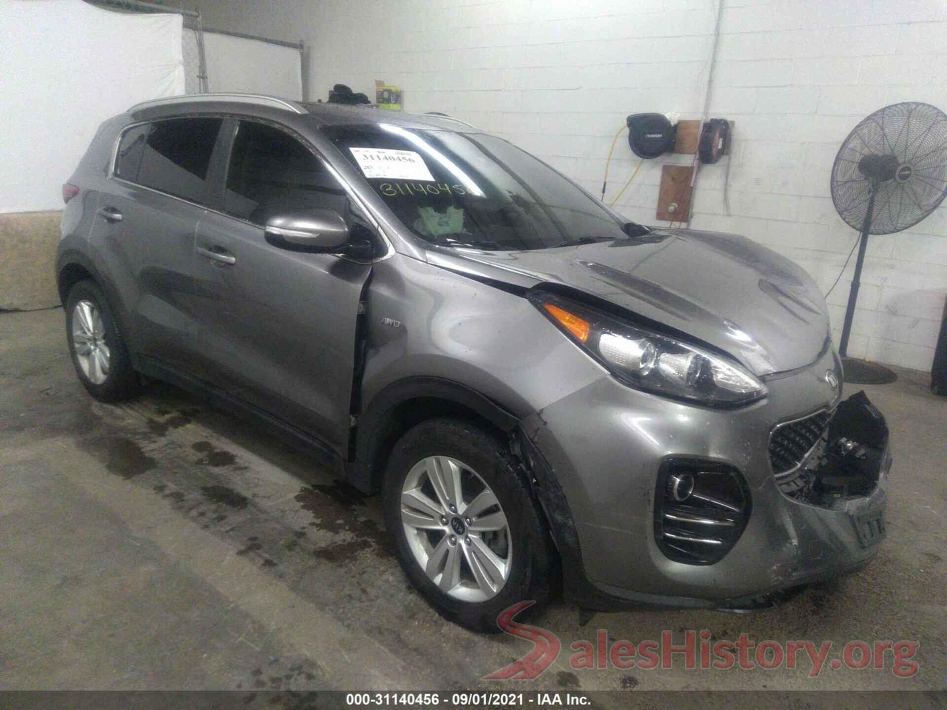 KNDPMCAC5J7422464 2018 KIA SPORTAGE