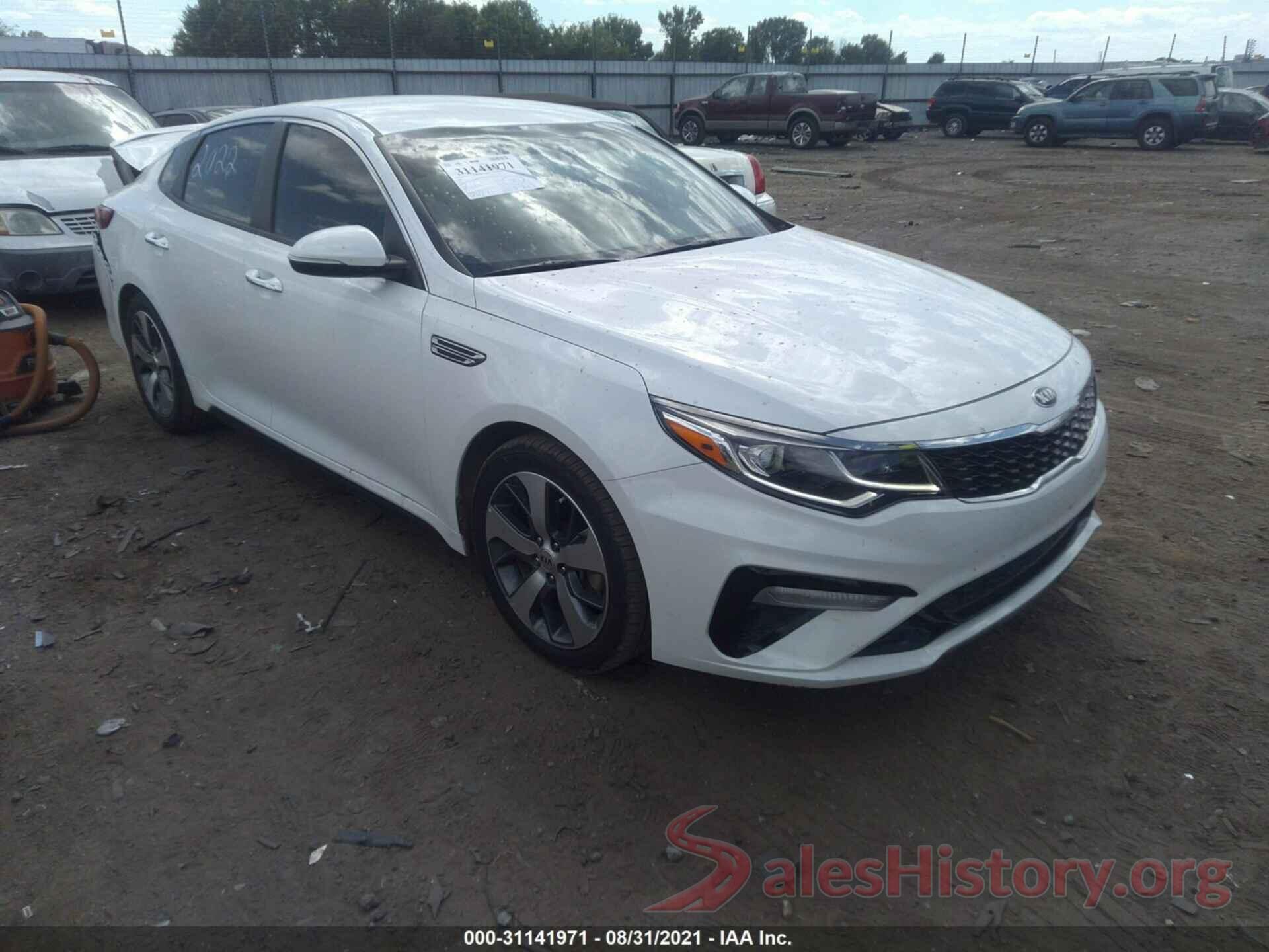 5XXGT4L35KG360367 2019 KIA OPTIMA