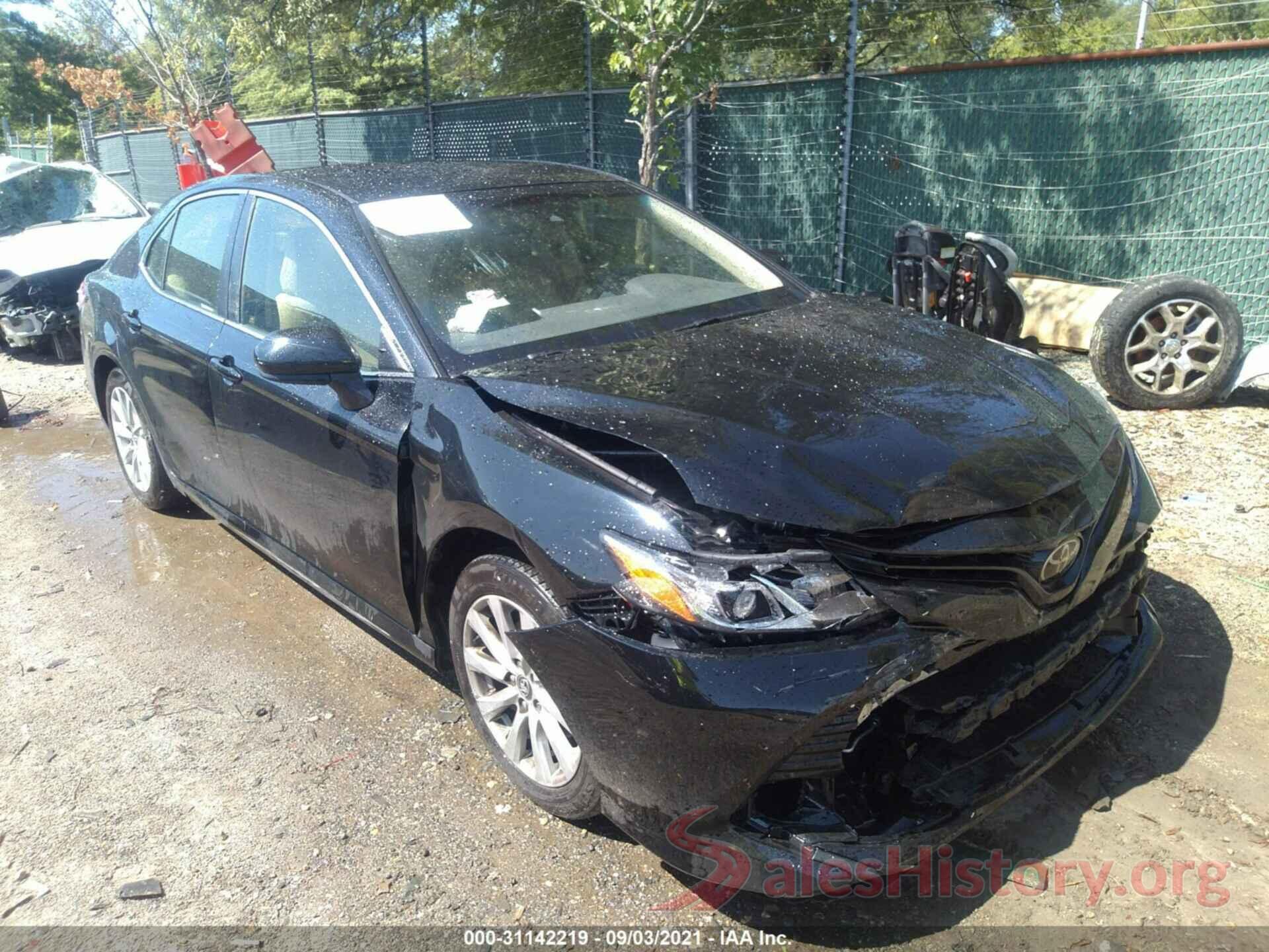 JTNB11HK4J3025660 2018 TOYOTA CAMRY