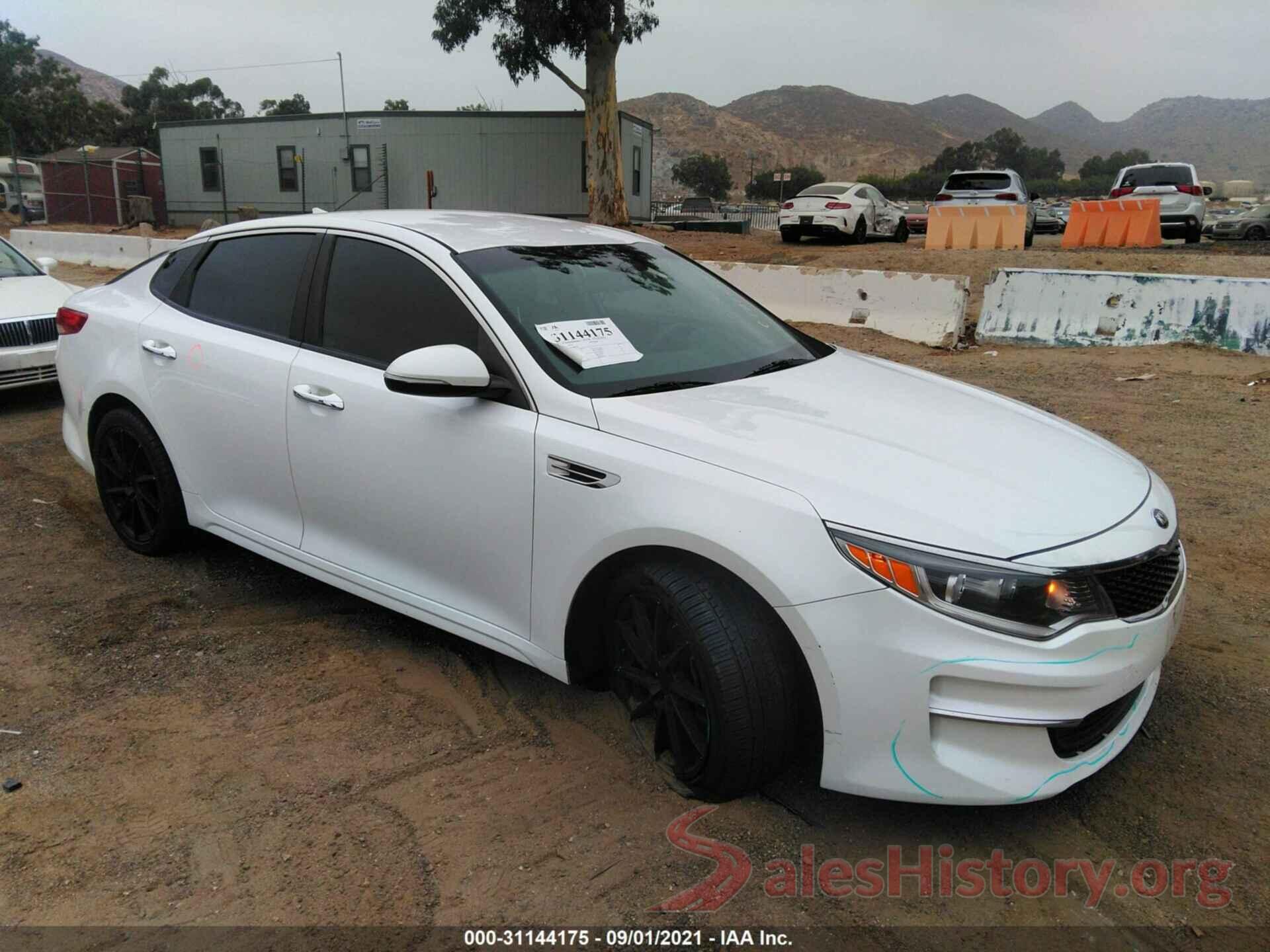 KNAGT4L34G5088418 2016 KIA OPTIMA