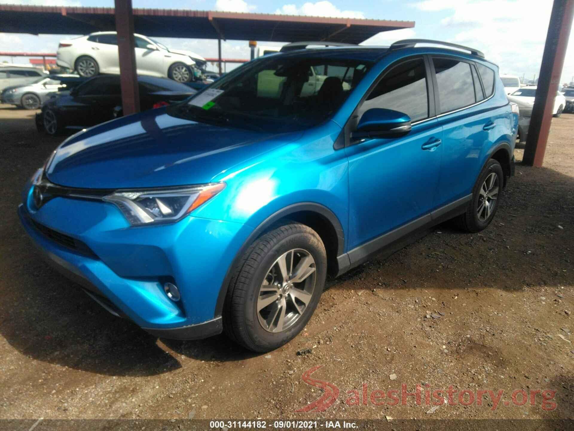 JTMWFREV9HD107151 2017 TOYOTA RAV4