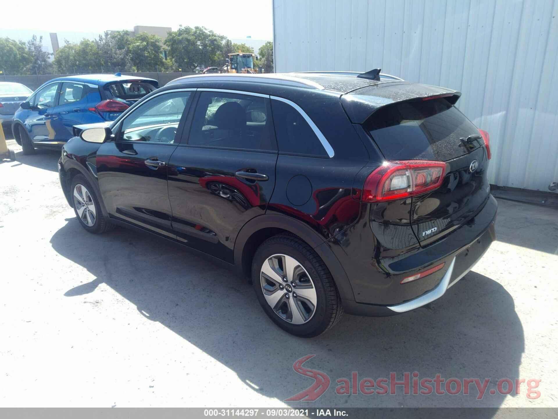 KNDCB3LC3K5252331 2019 KIA NIRO