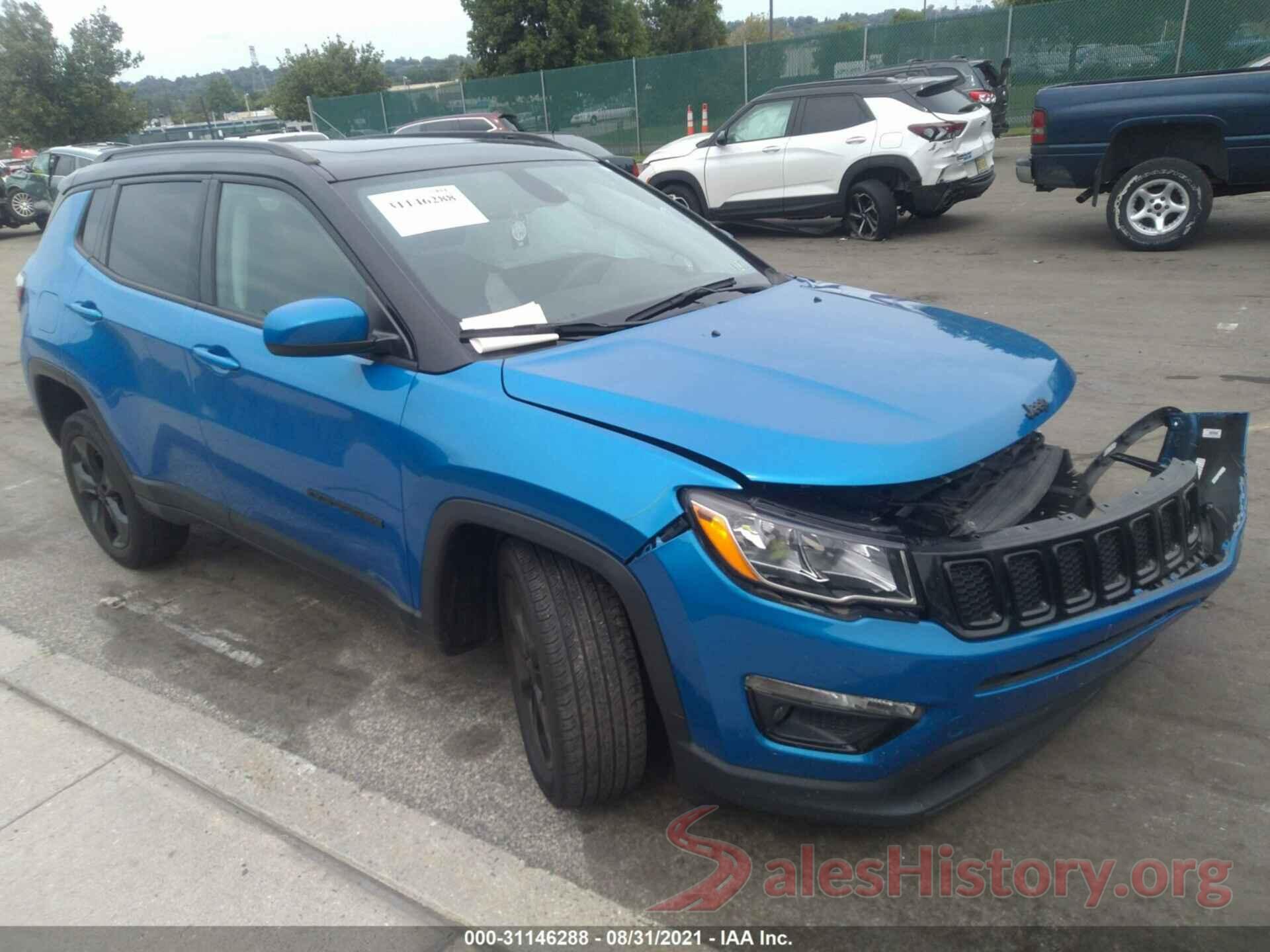 3C4NJDBBXJT453698 2018 JEEP COMPASS