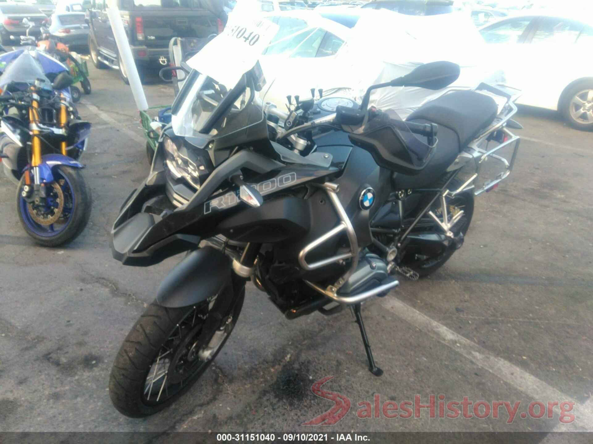 WB10A1207JZ952861 2018 BMW R1200