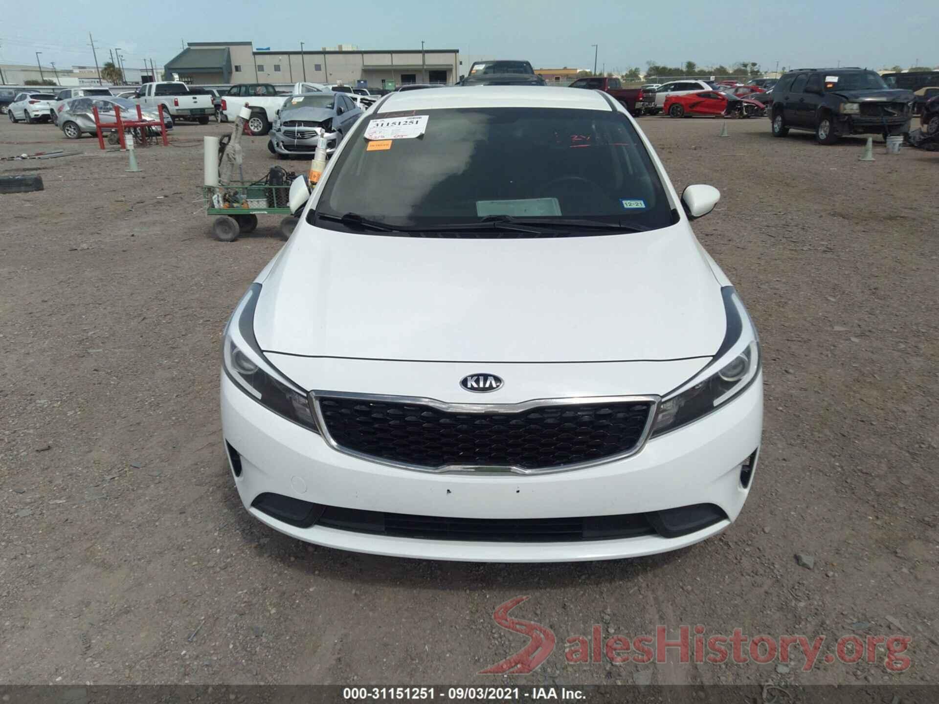 3KPFK4A74HE079697 2017 KIA FORTE