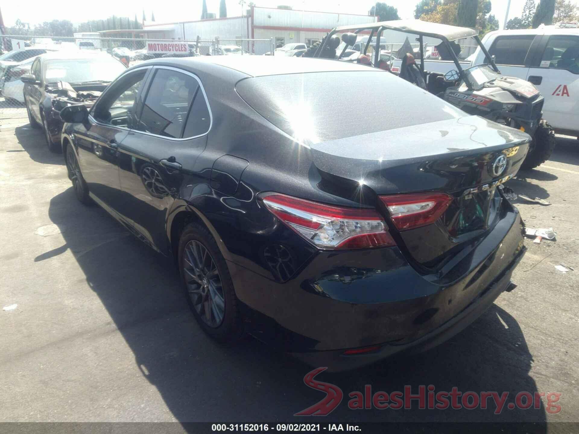 4T1B11HK8JU535262 2018 TOYOTA CAMRY