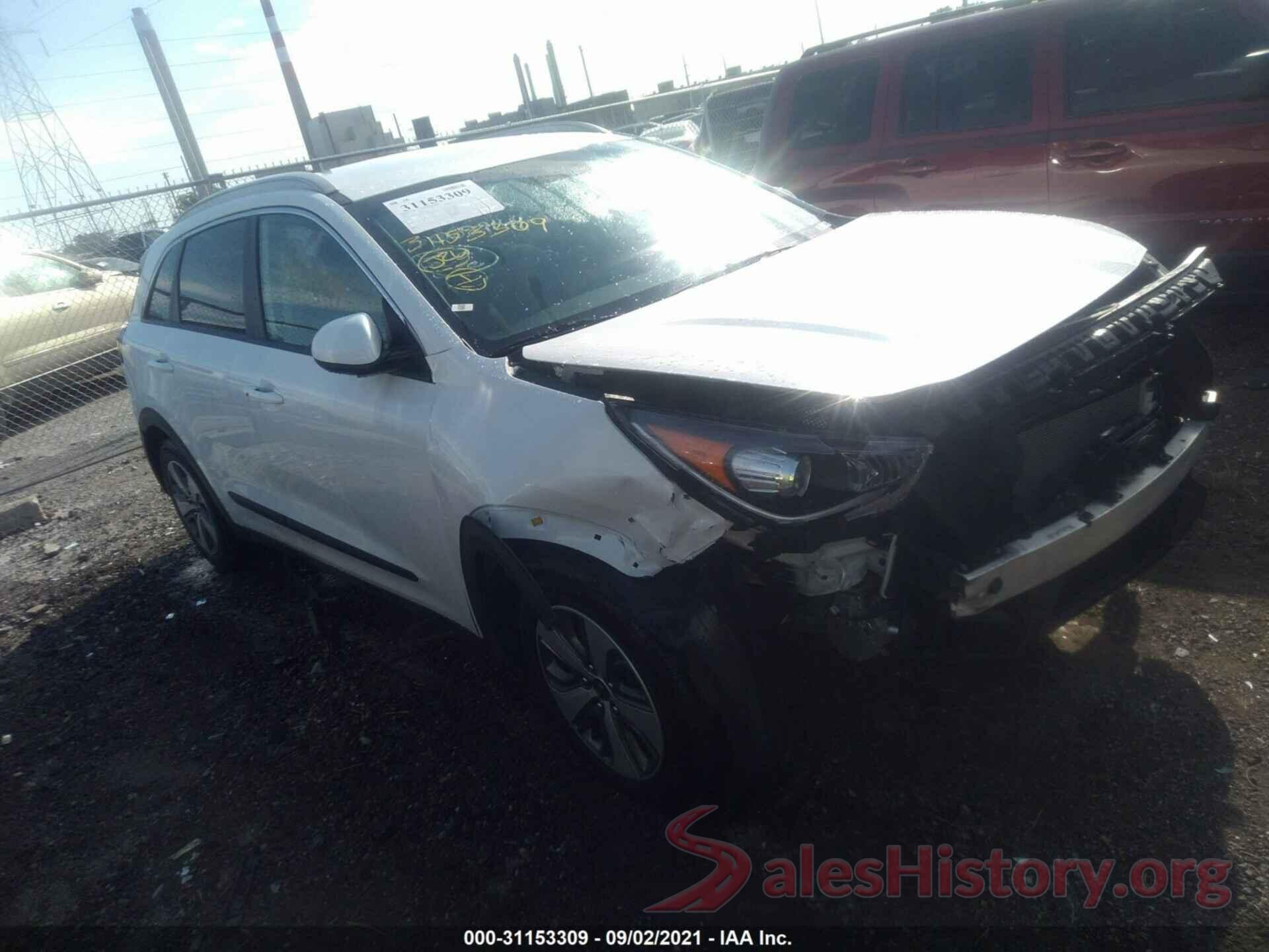 KNDCB3LC6K5239895 2019 KIA NIRO