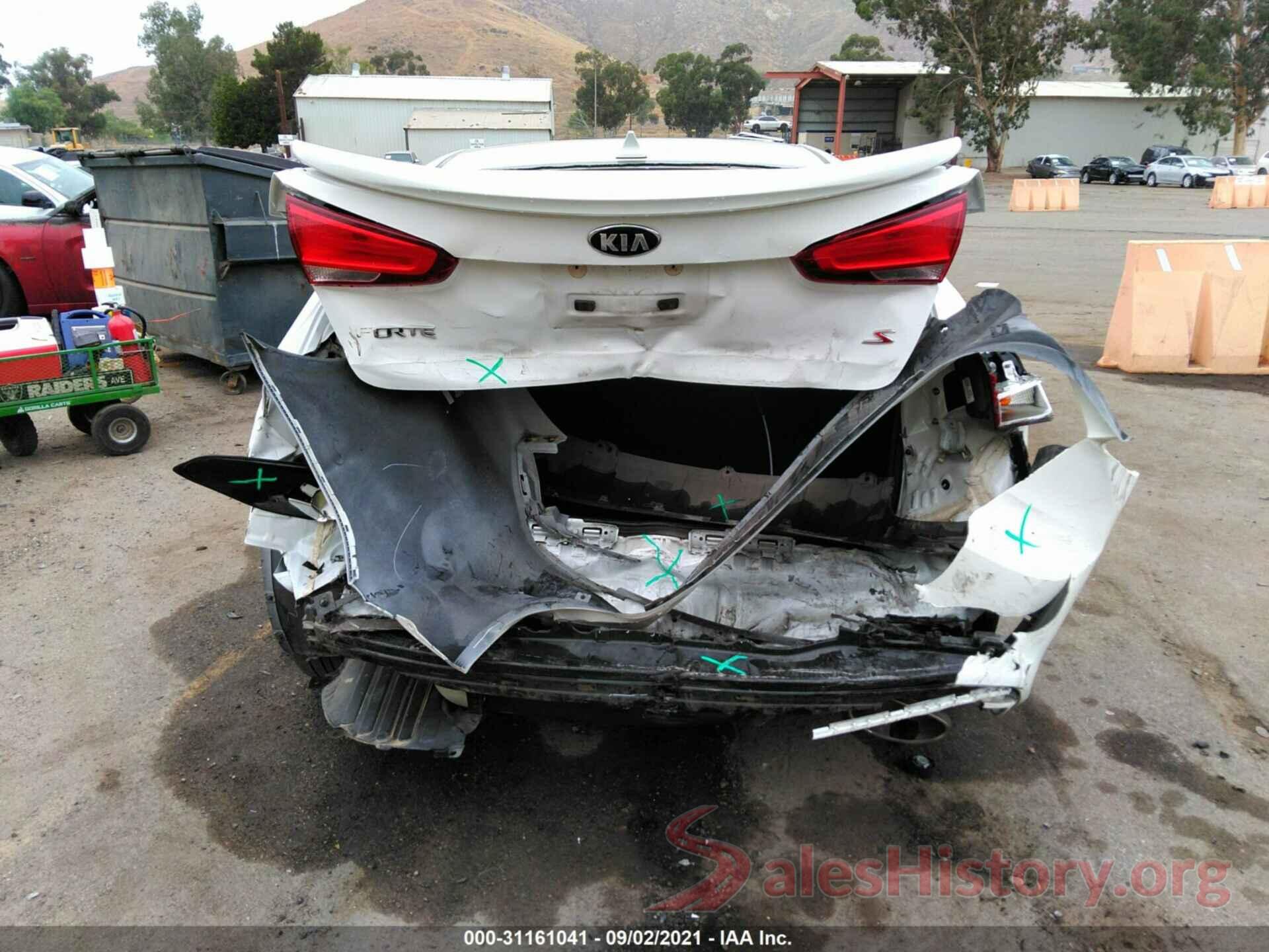 3KPFL4A76JE261324 2018 KIA FORTE