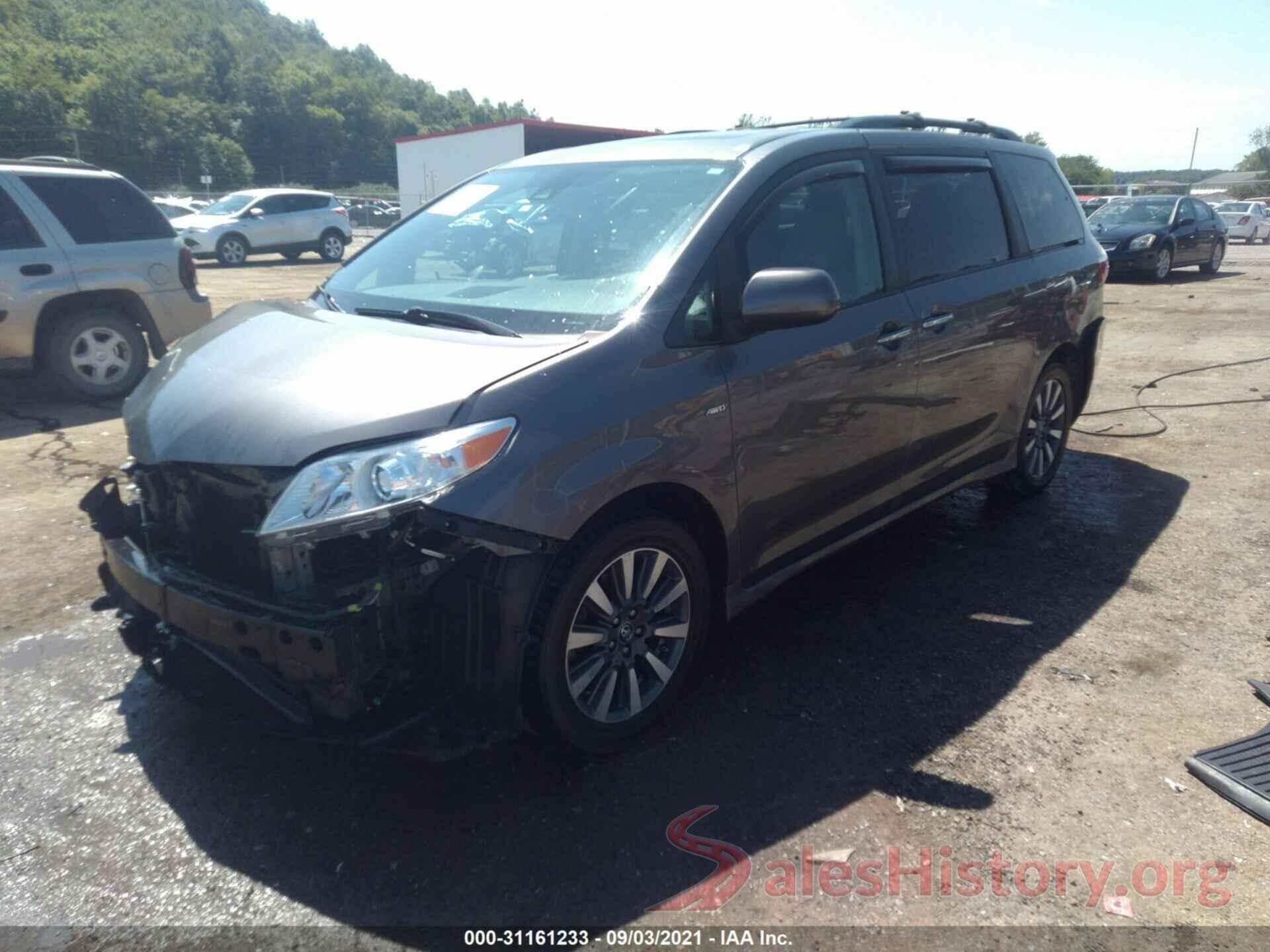 5TDDZ3DC9JS190330 2018 TOYOTA SIENNA