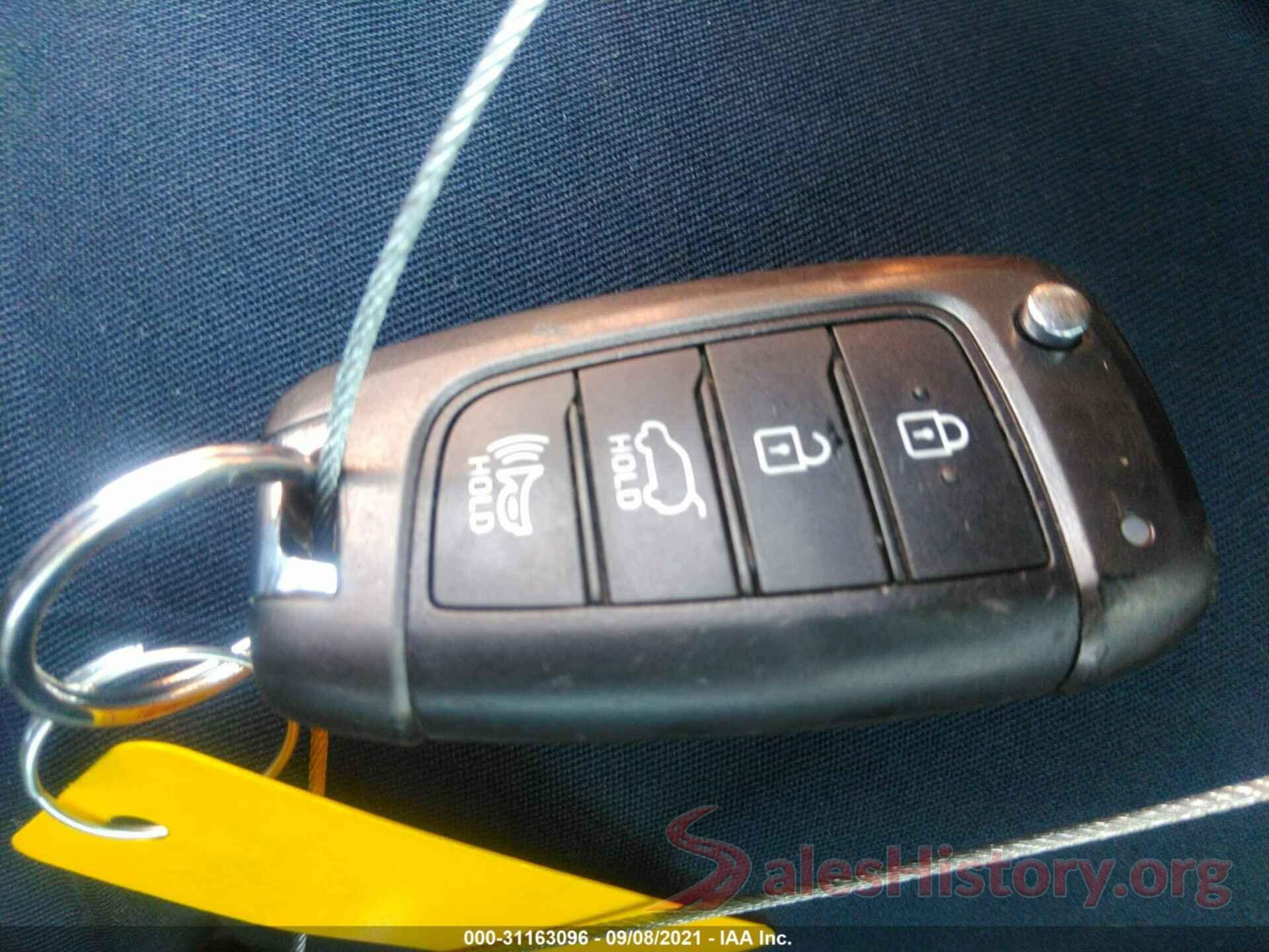 KM8K12AA1KU226385 2019 HYUNDAI KONA