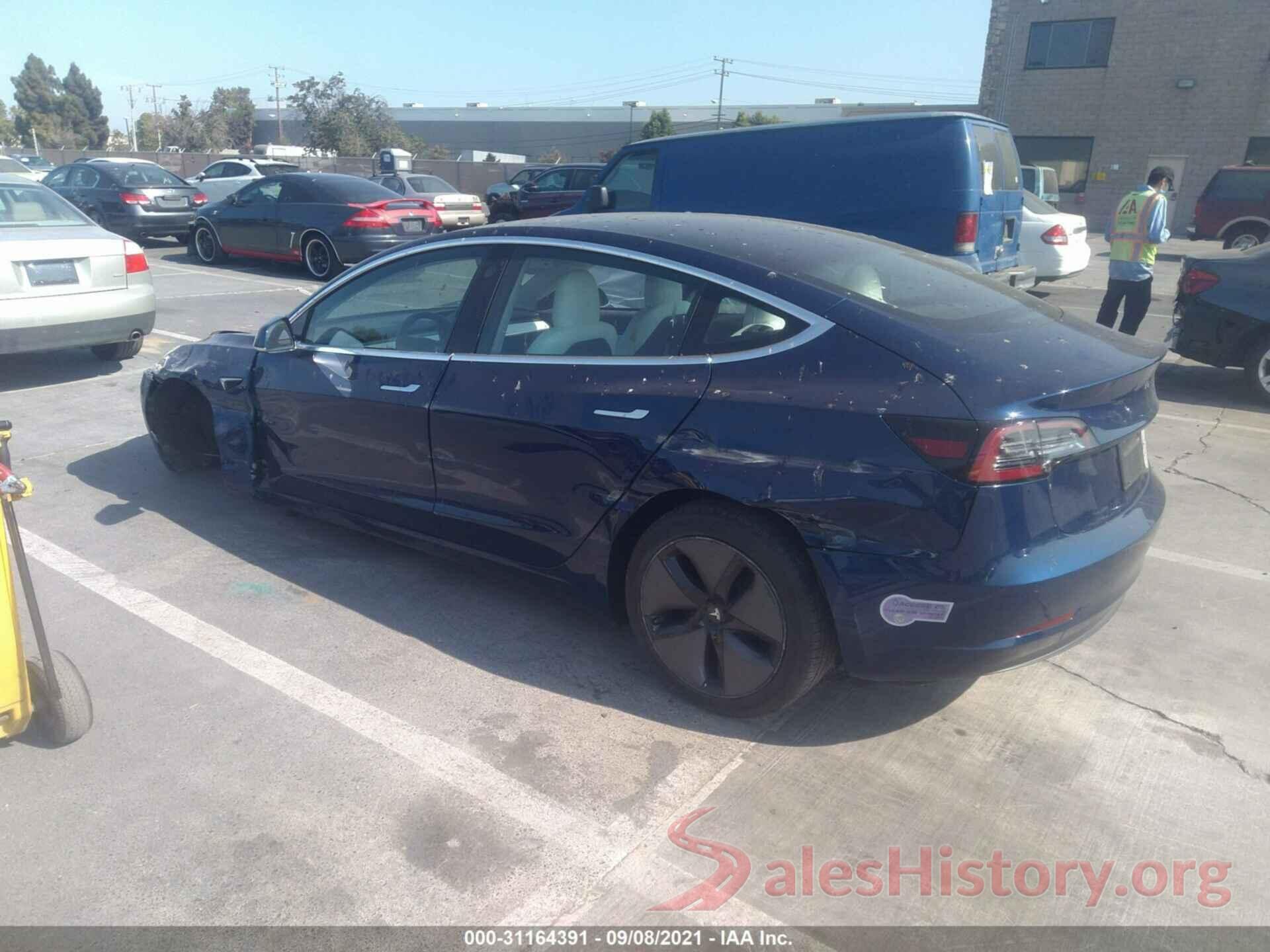 5YJ3E1EA5KF402865 2019 TESLA MODEL 3