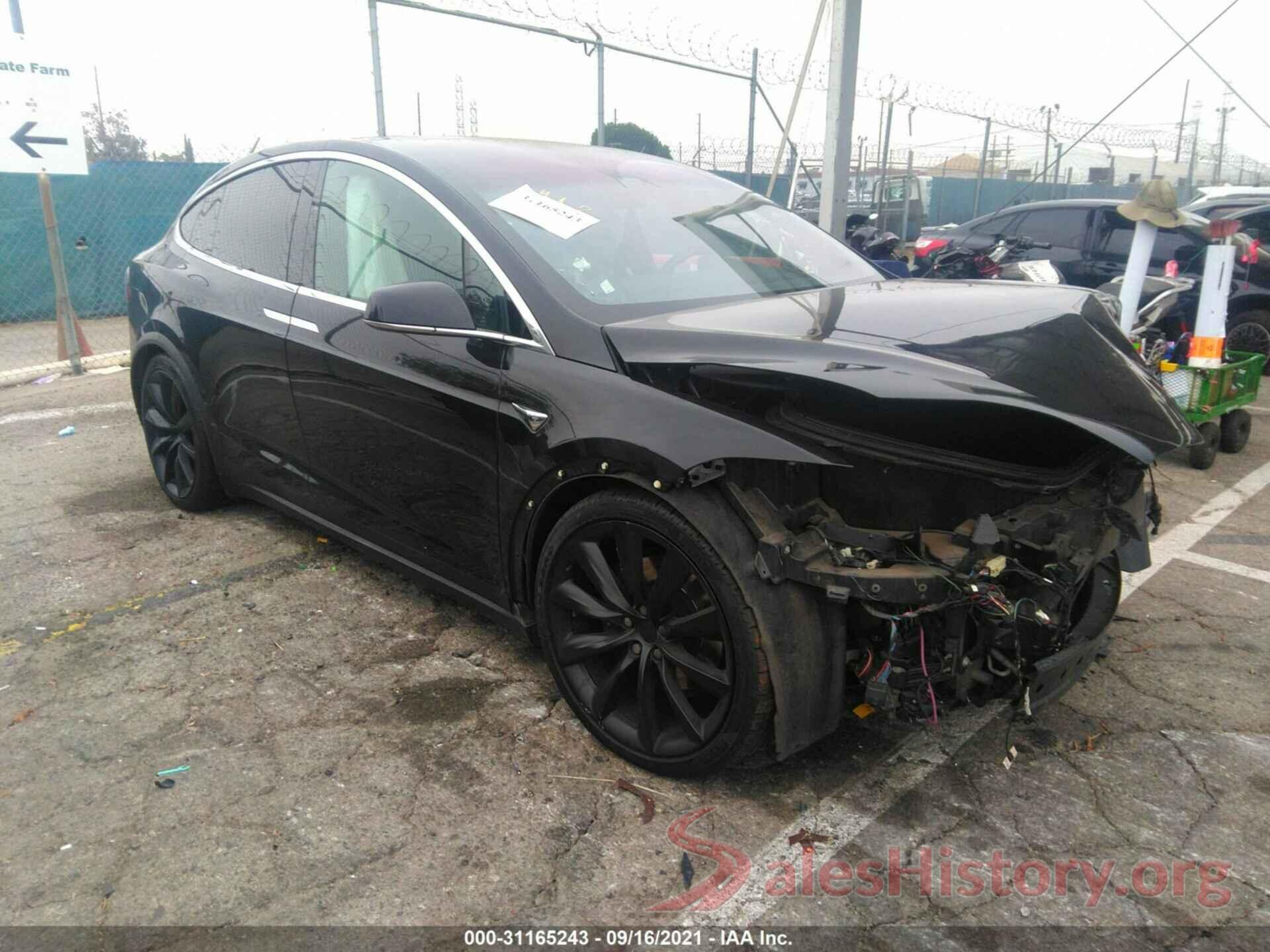 5YJXCBE2XHF079427 2017 TESLA MODEL X