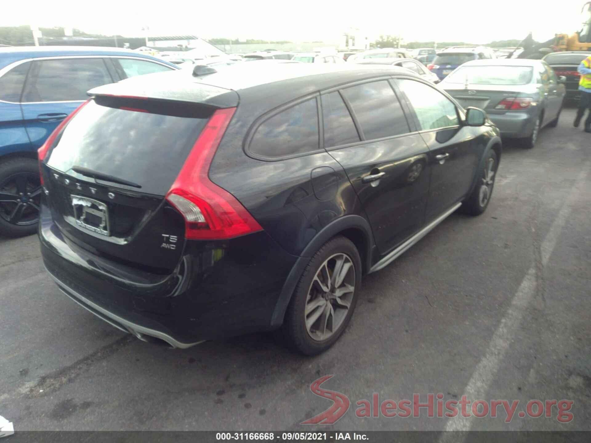 YV440MWKXH1037237 2017 VOLVO V60 CROSS COUNTRY