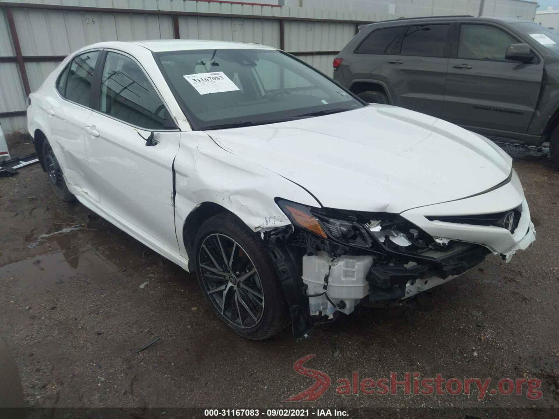 4T1G11AK3MU413879 2021 TOYOTA CAMRY